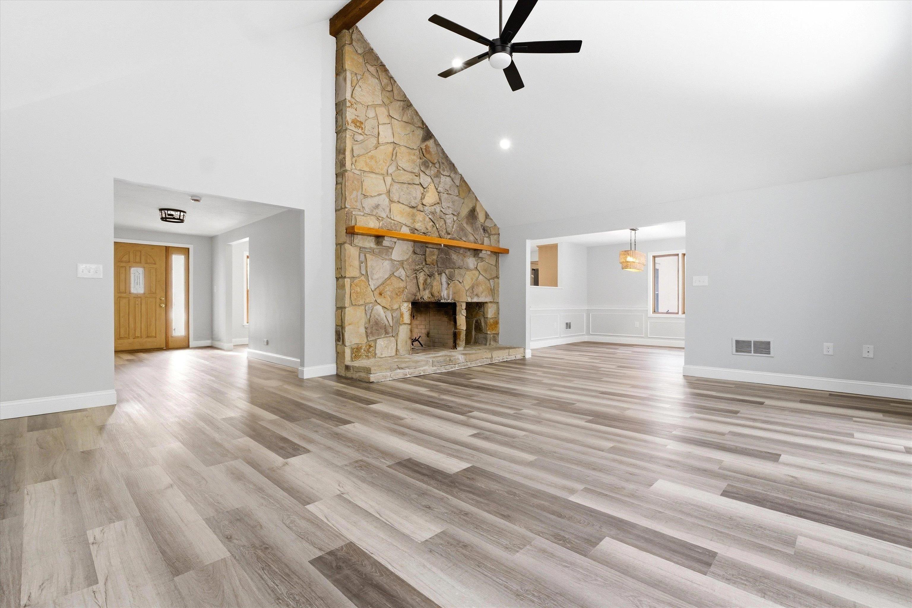 15 Kens Way, Pelham, NH 03076