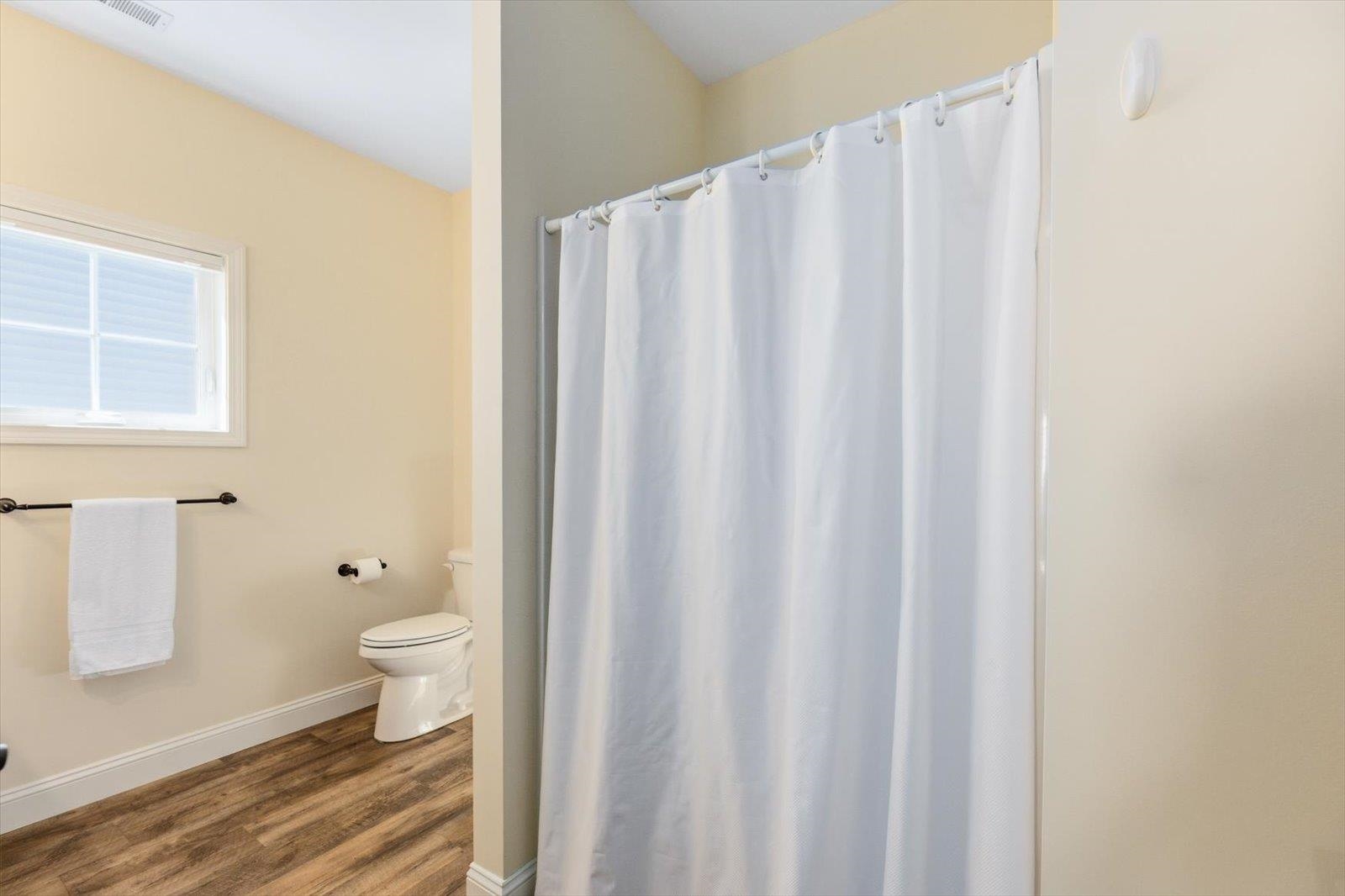 18 Church St, Peterborough, NH 03458