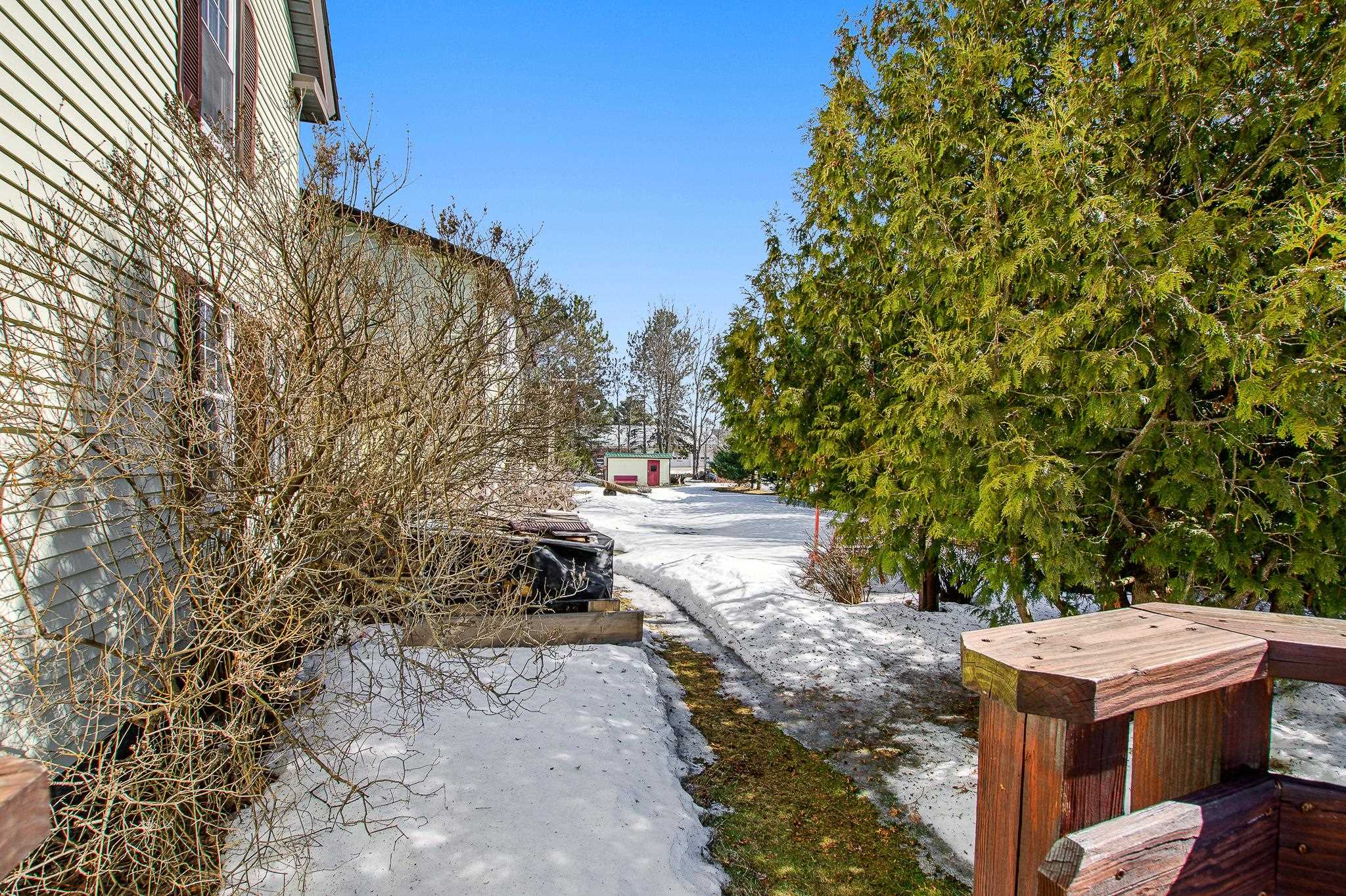 2 Bridge St, Milan, NH 03588