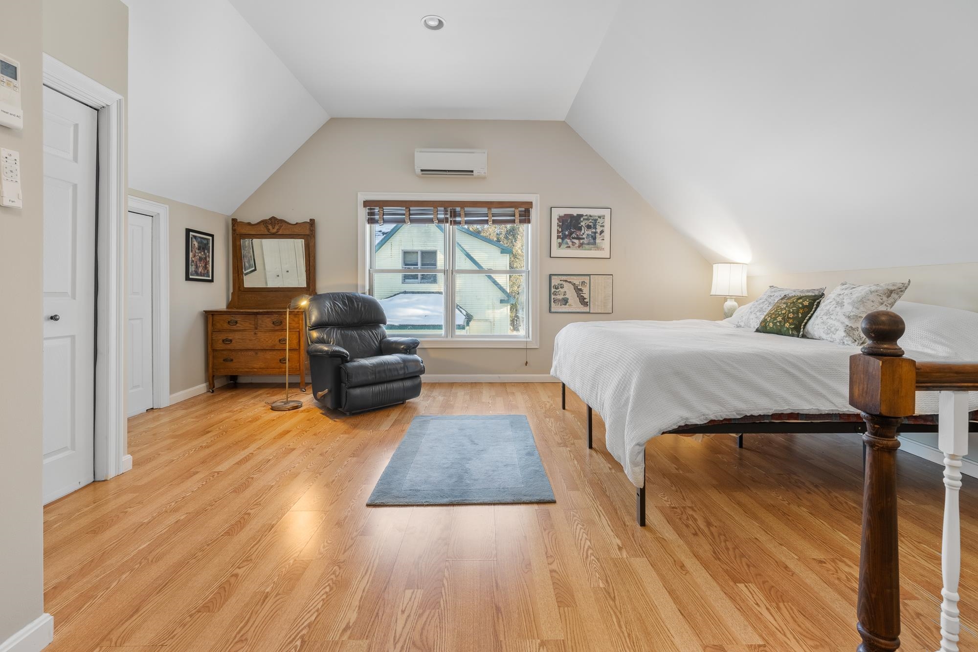 Property photo 44
