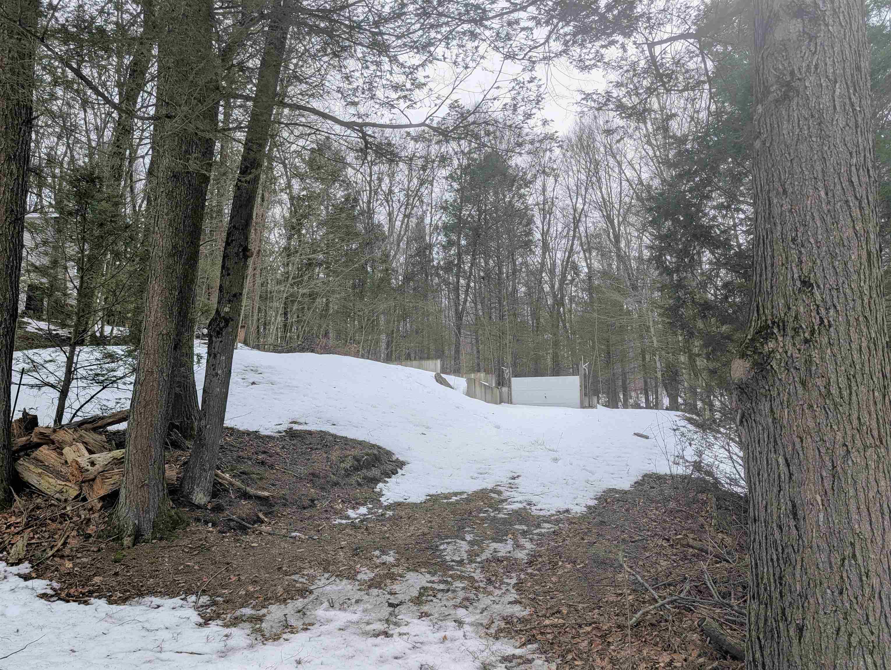 16 King Arthur Dr, Farmington, NH 03835