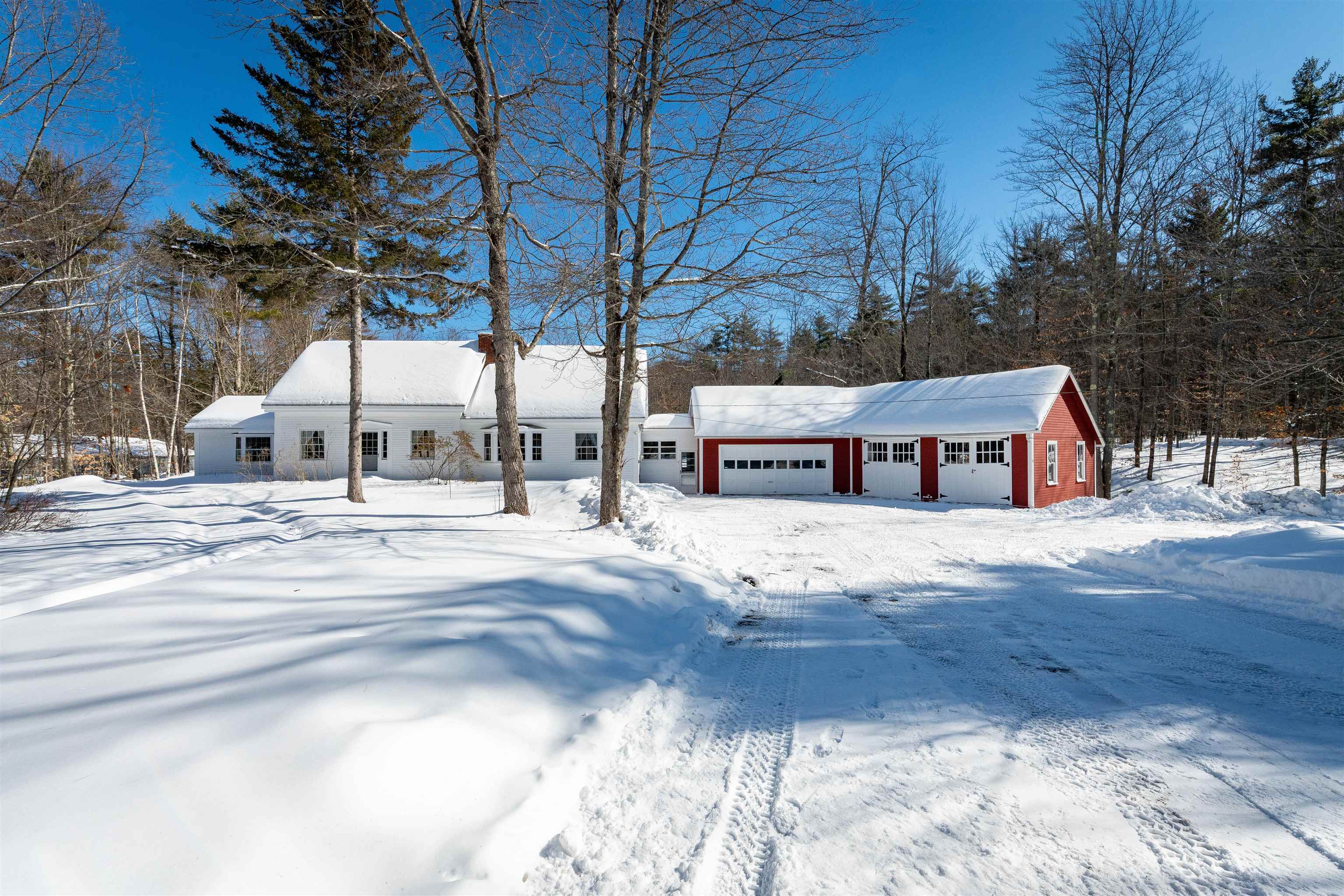 47 Stagecoach Rd, Alton, NH 03809