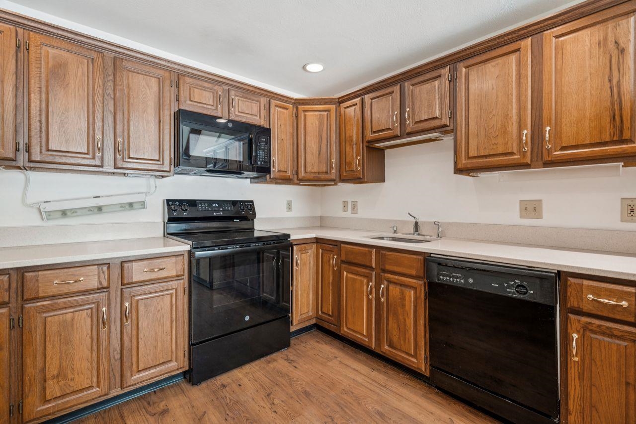 22 Atherton Ln, Amherst, NH 03031