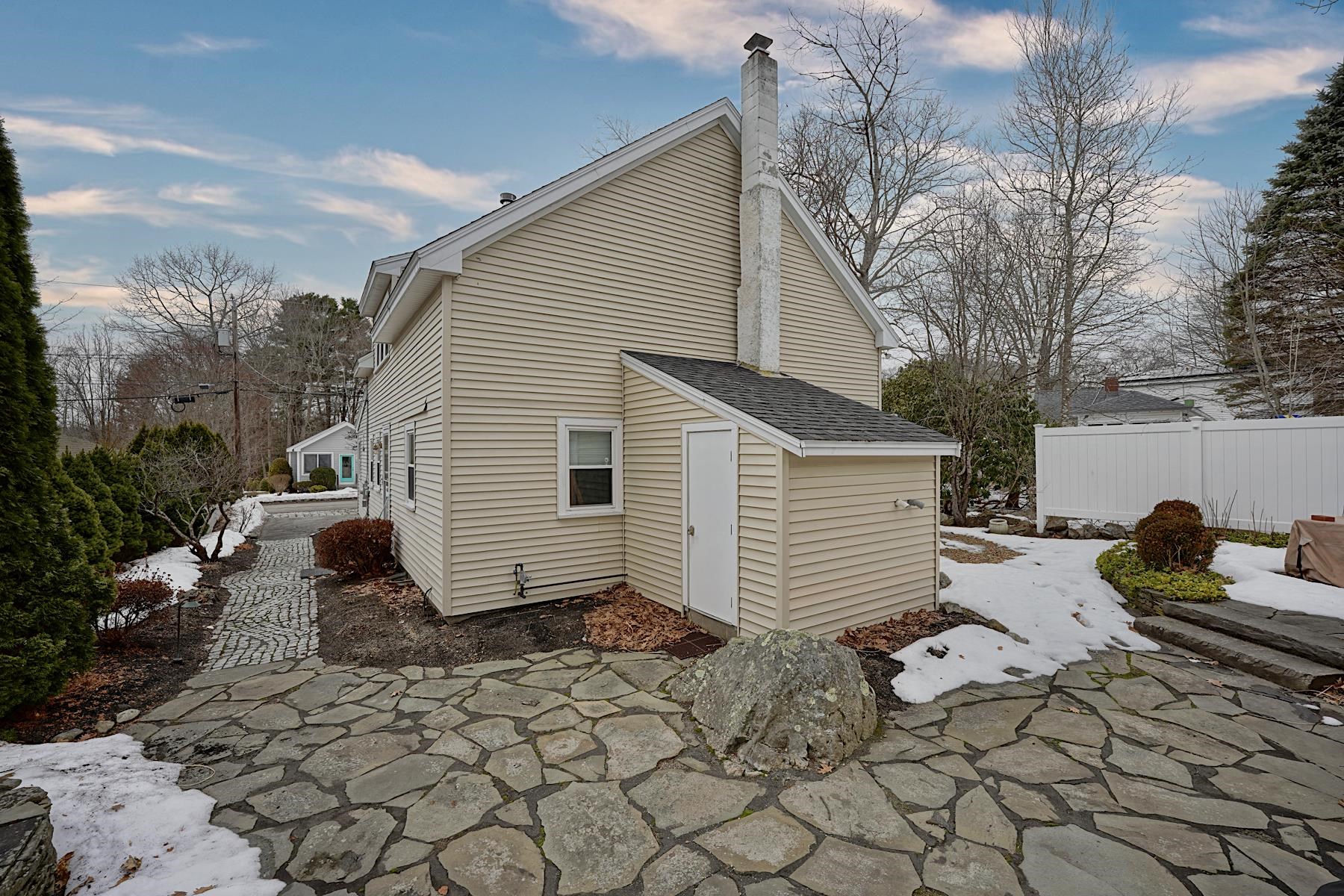 11 Pine St, Rye, NH 03870