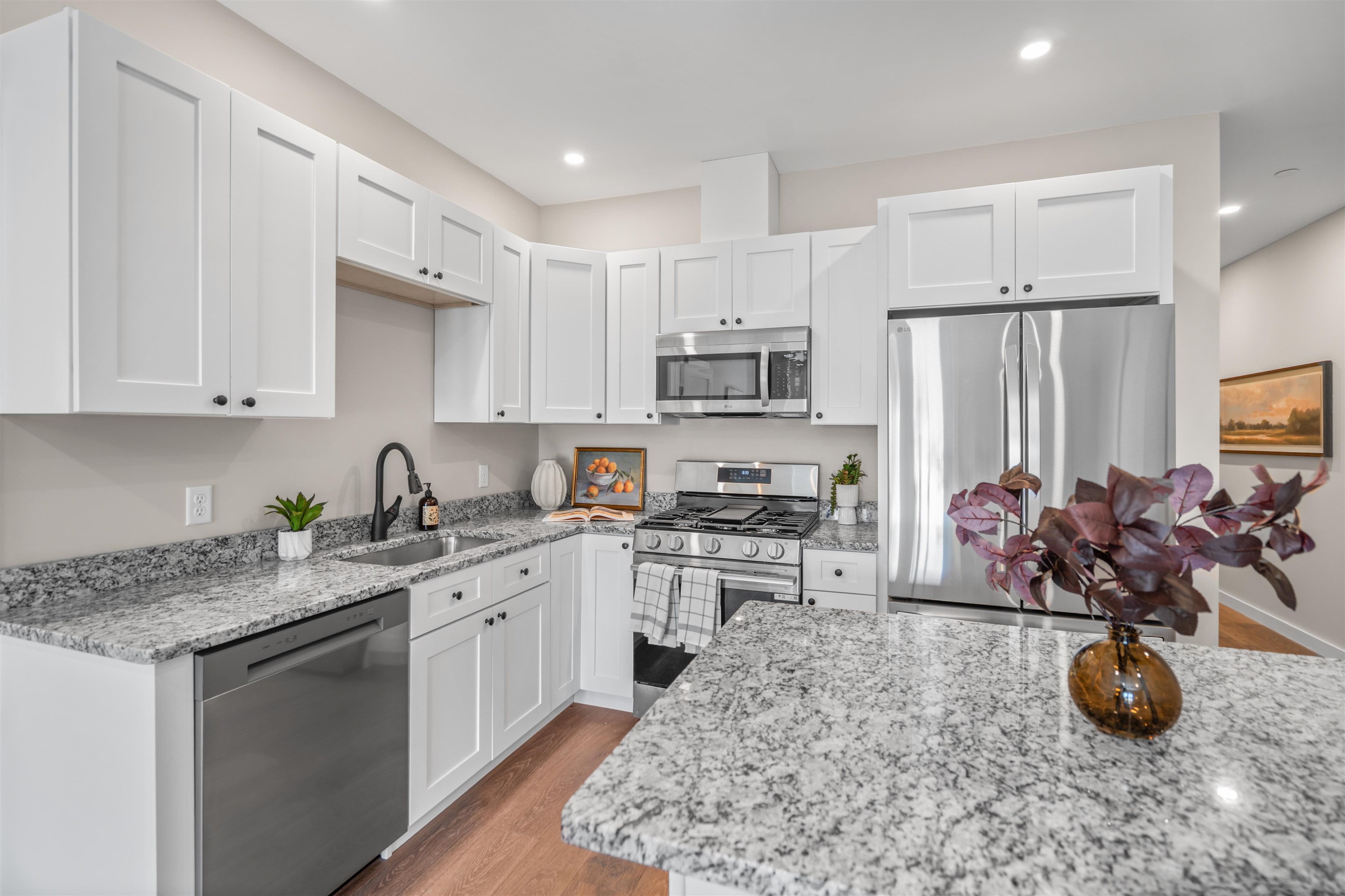 4 Tanager Cir, Concord, NH 03301