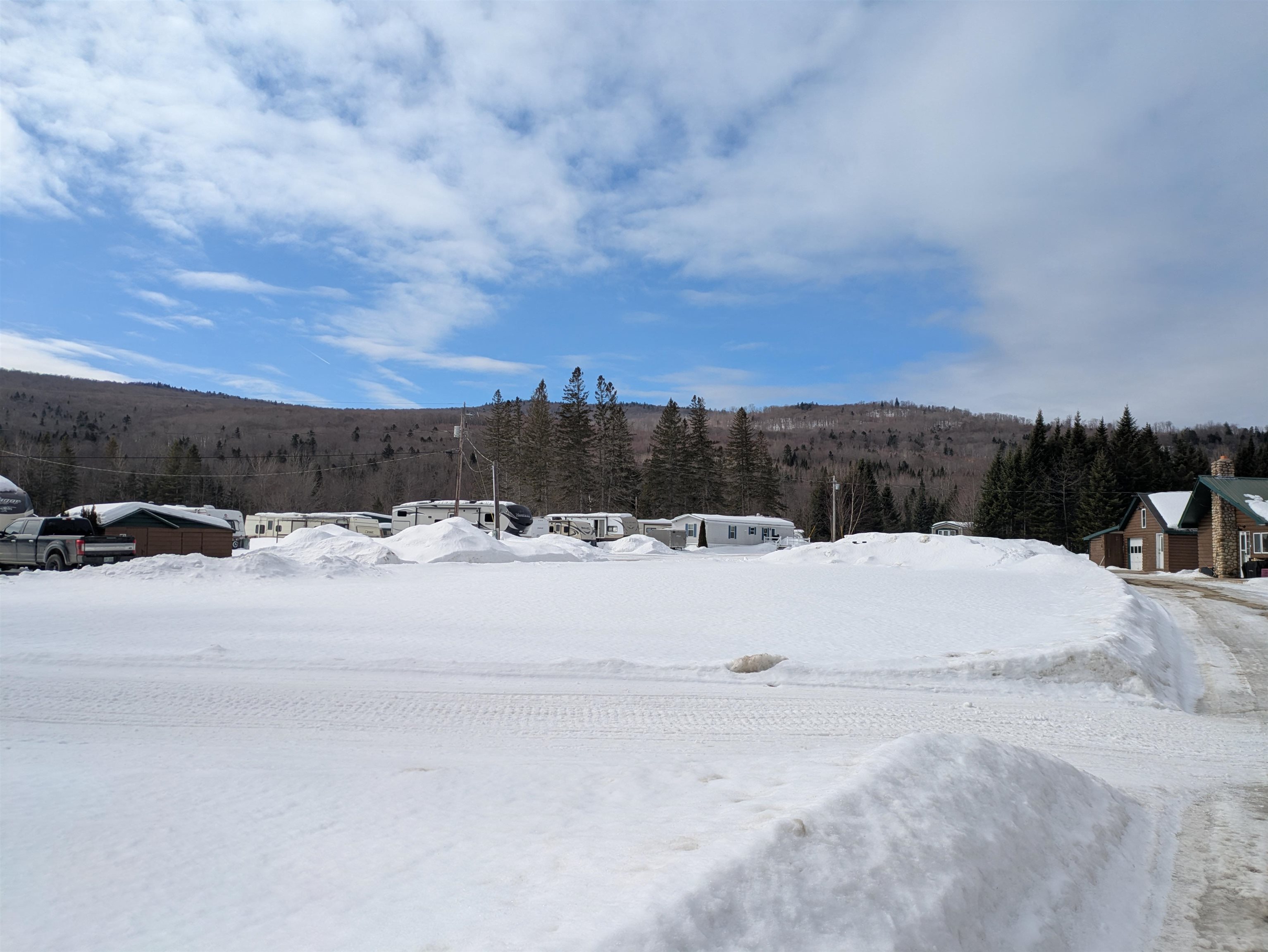 469 West 26 Route, Millsfield, NH 03579