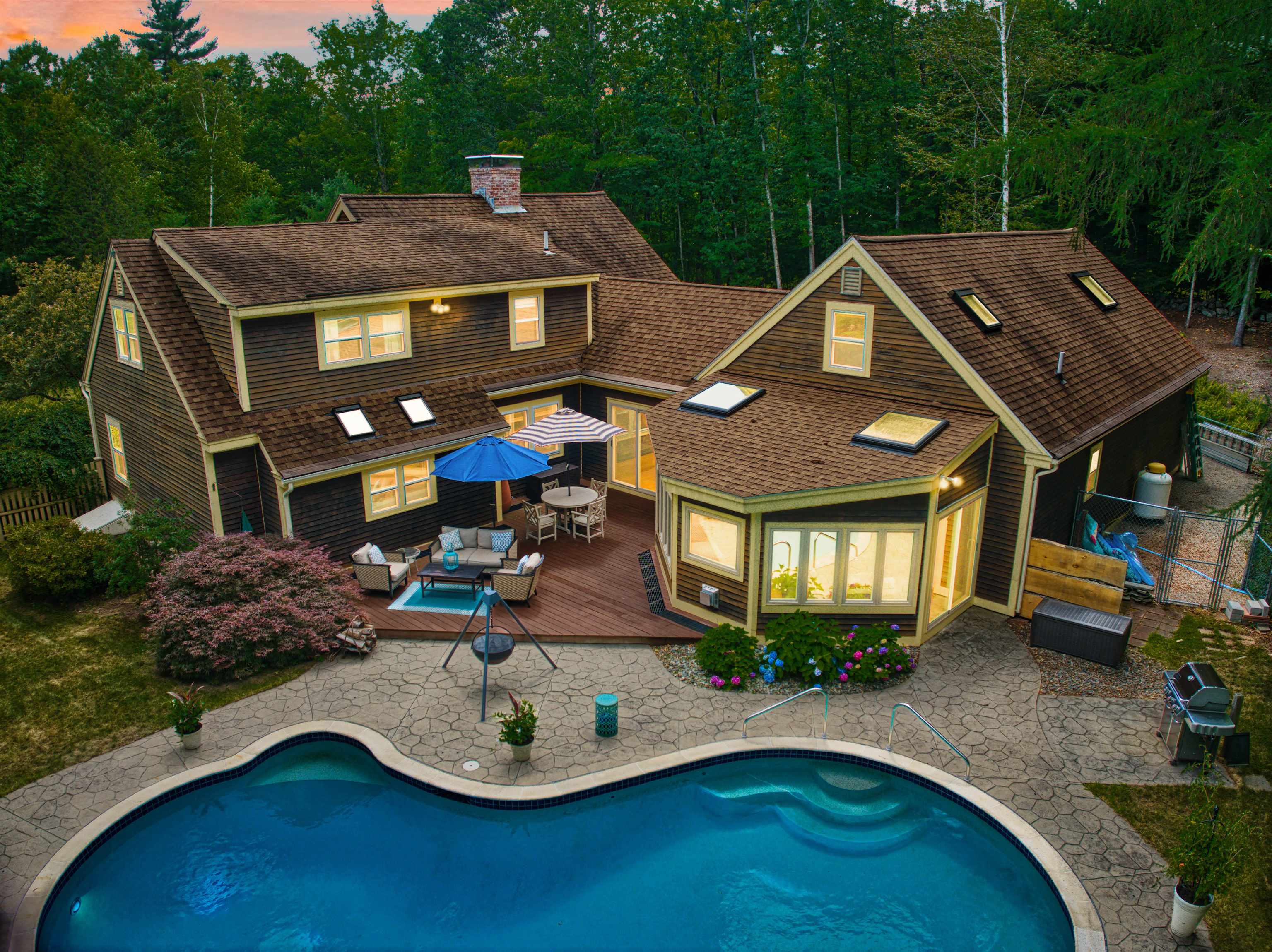 99 Newell Rd, Newbury, NH 03255