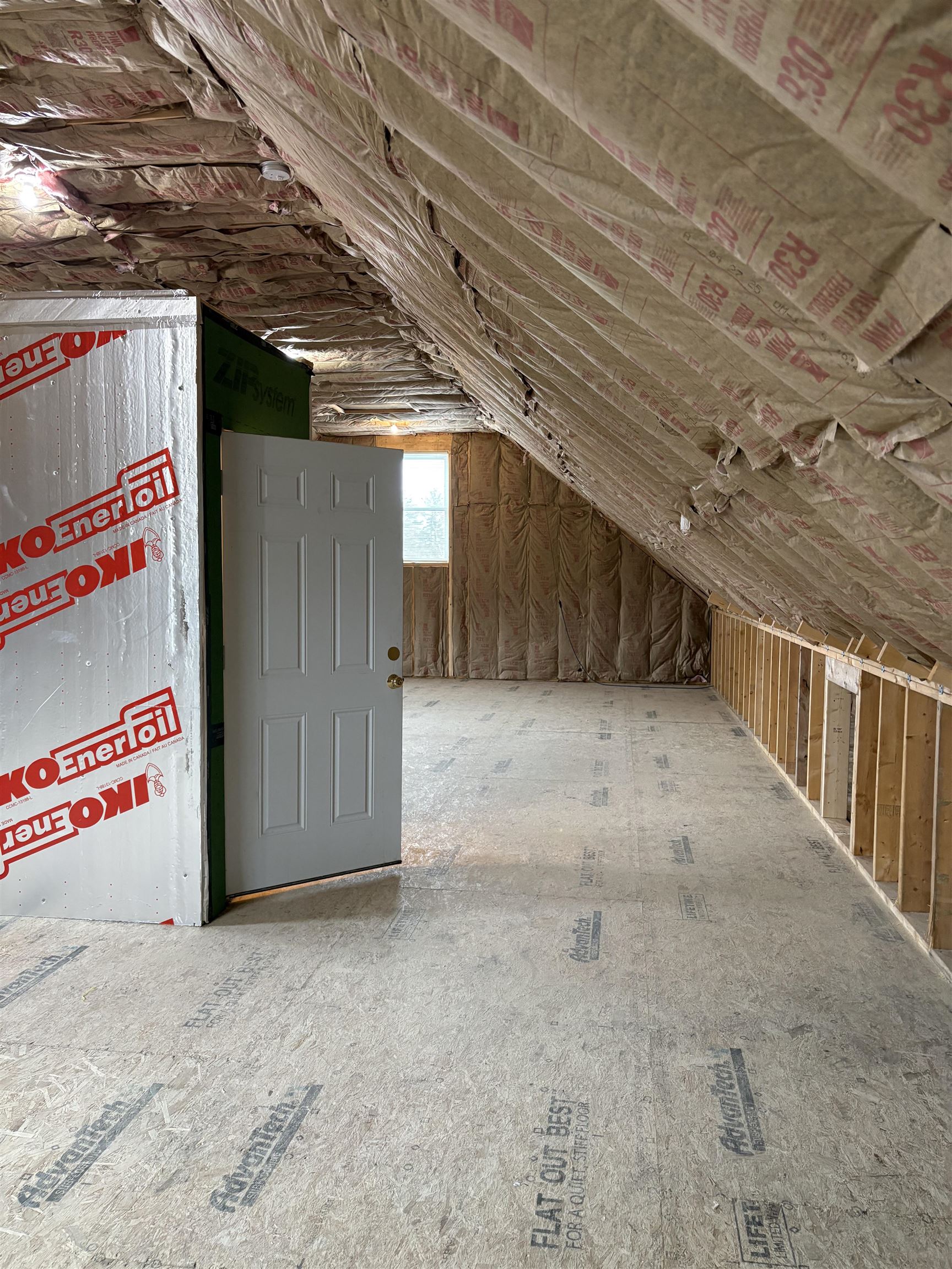 42 East Rd, Greenfield, NH 03047