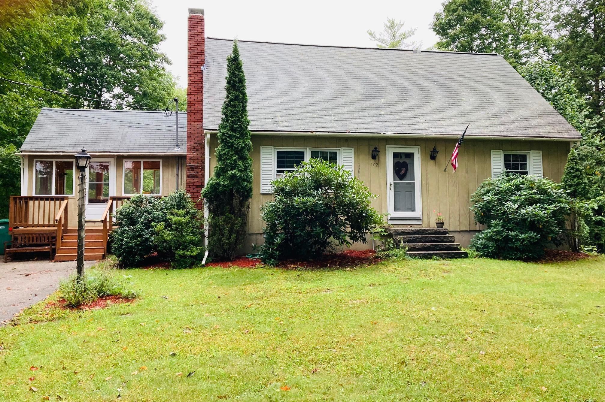 Homes for sale in East Kingston, NH | 102 Sanborn Rd, East Kingston, NH 03827 | MLS# 5079398