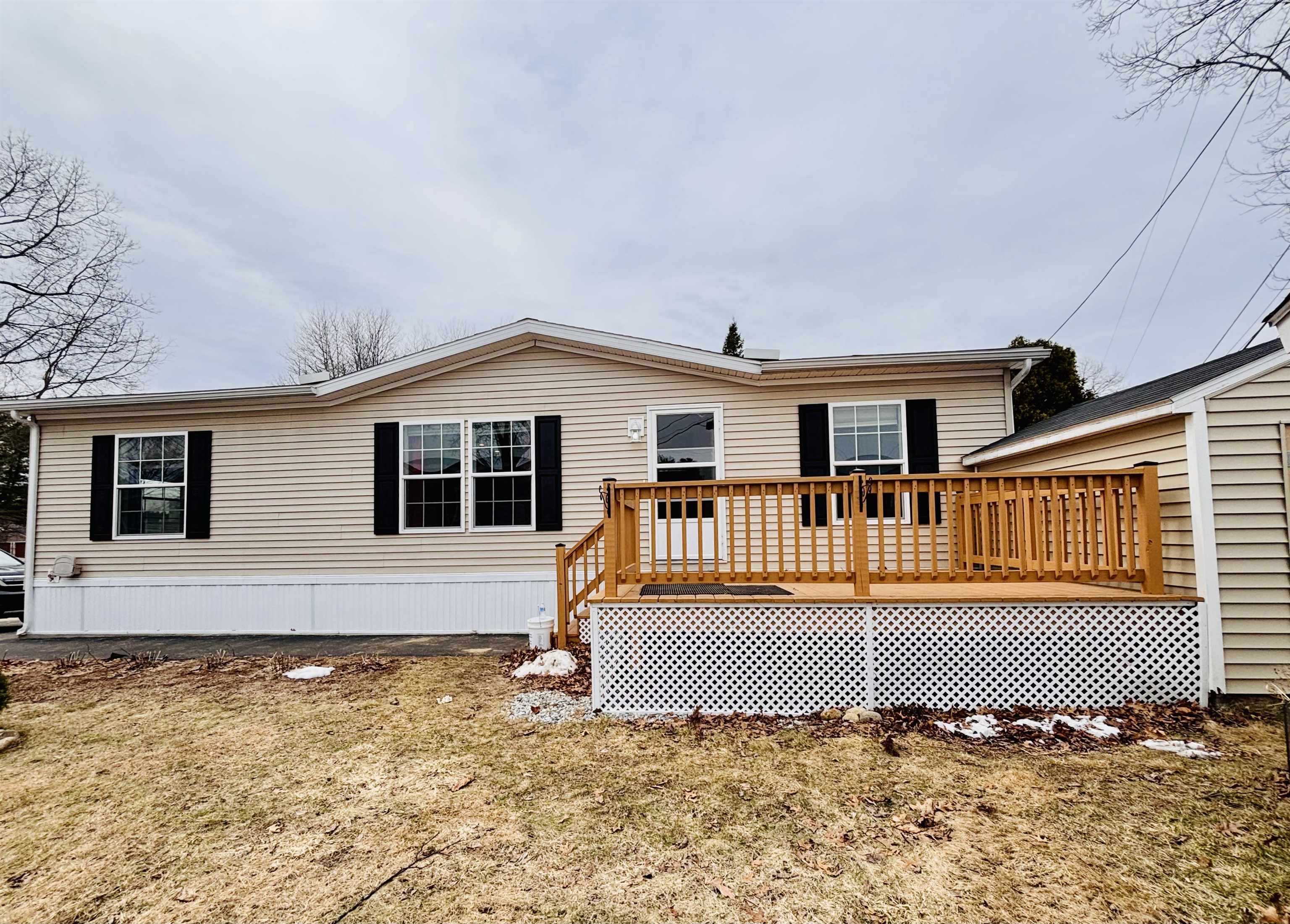 Homes for sale in Milford, NH | 545 Elm St #4, Milford, NH 03055 | MLS# 5079405