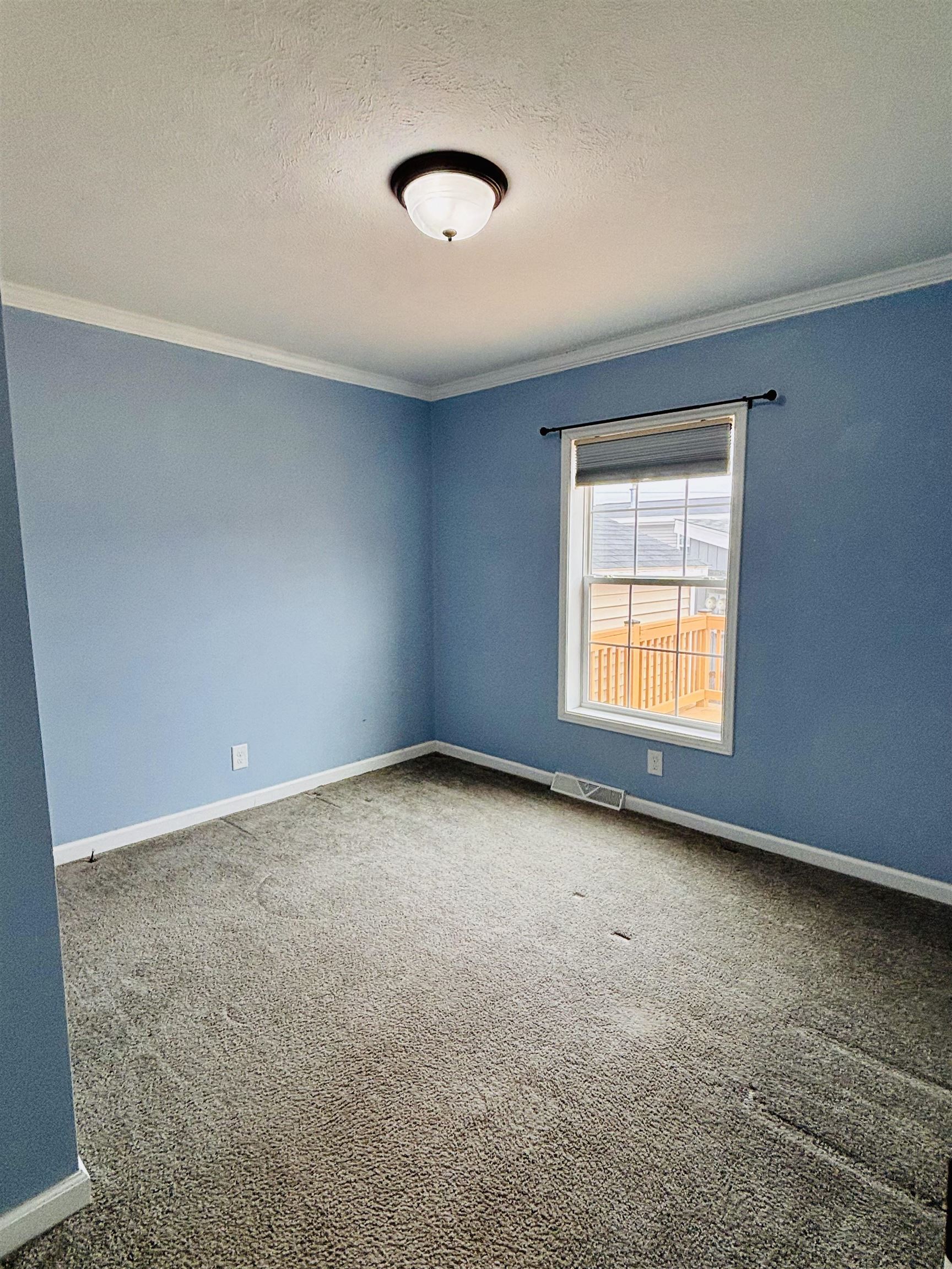 Homes for sale in Milford, NH | 545 Elm St #4, Milford, NH 03055 | MLS# 5079405