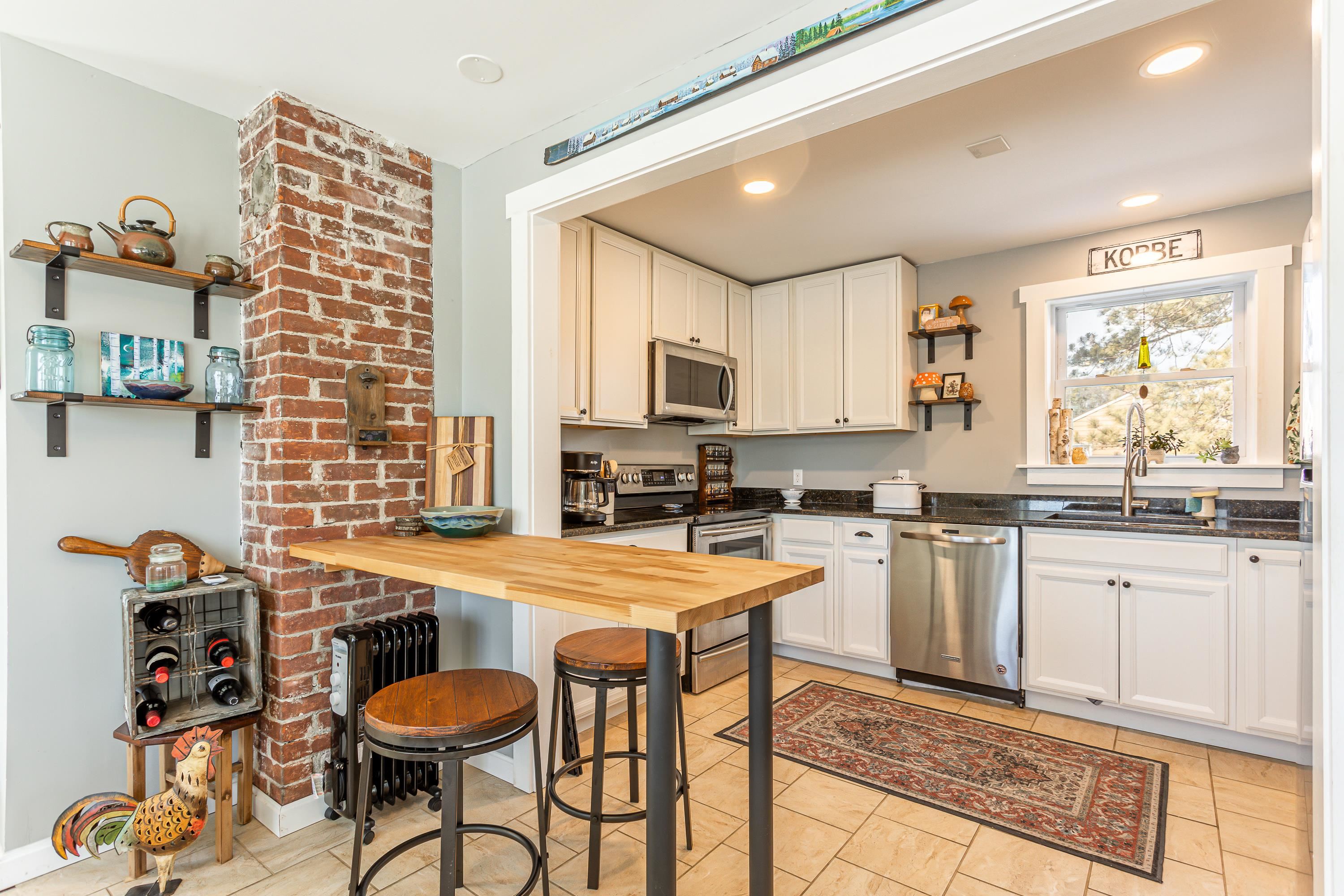 Homes for sale in Rutland Town, VT | 3247 West Proctor Rd, Rutland Town, VT 05701 | MLS# 5079407