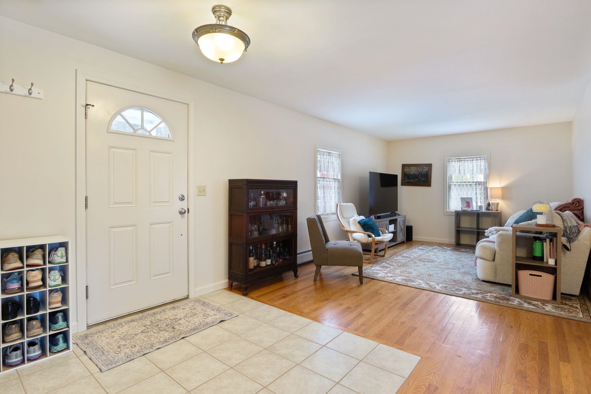 60 Walnut Ave, North Hampton, NH 03862