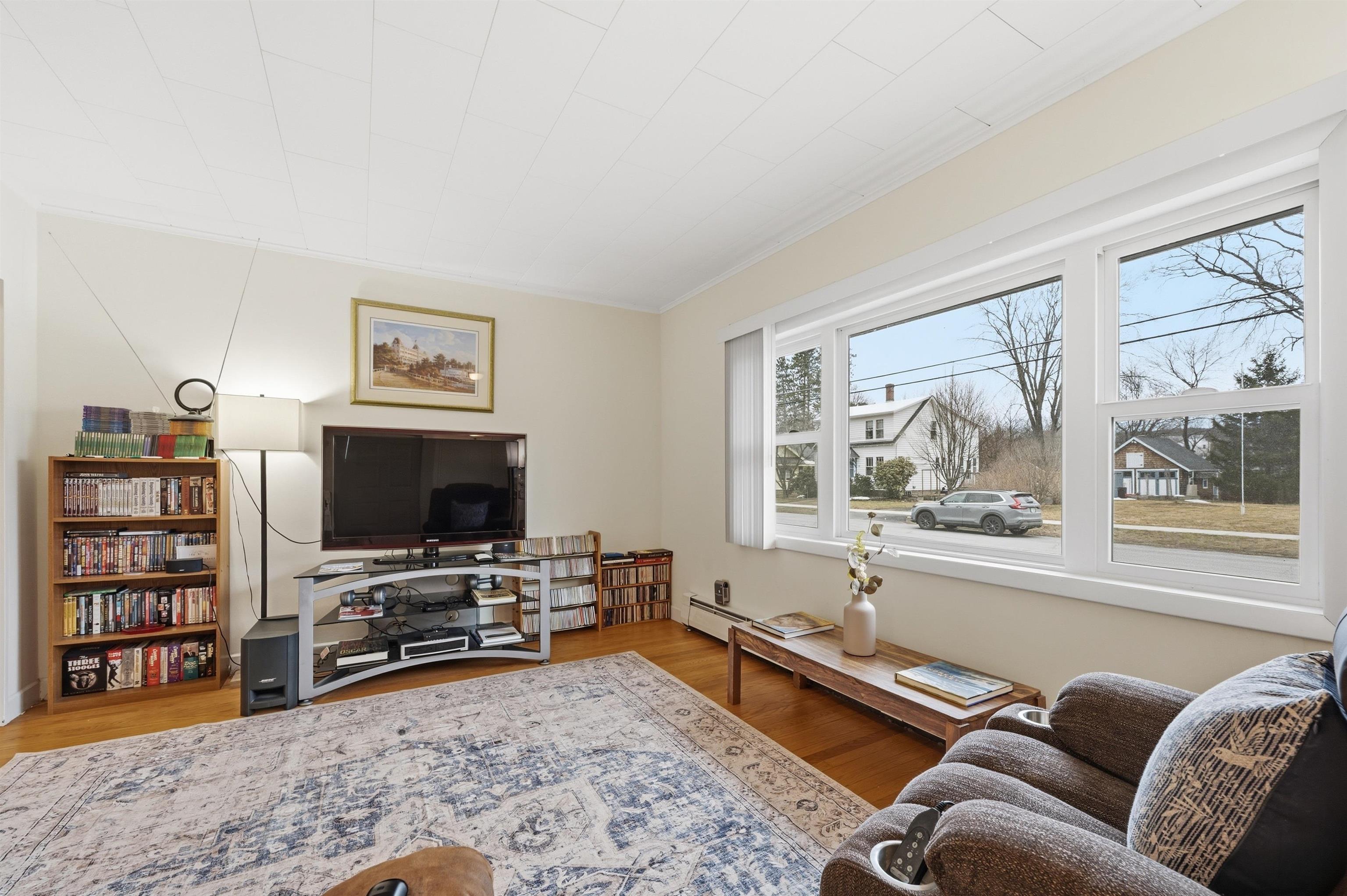 80 River St, Keene, NH 03431