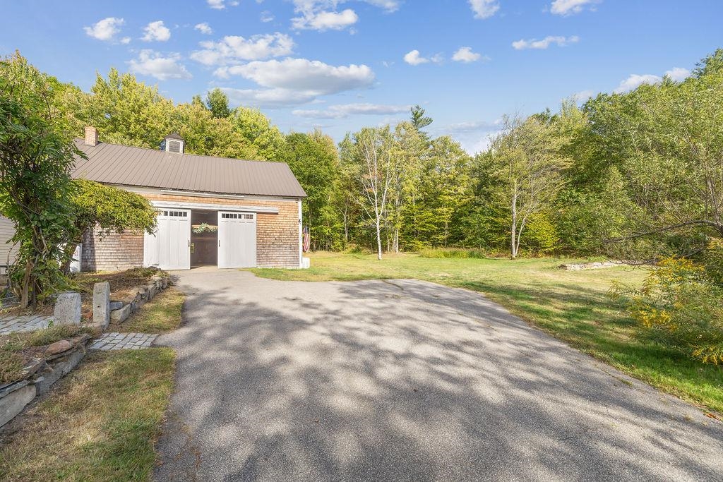 585 Province Rd, Gilmanton, NH 03237