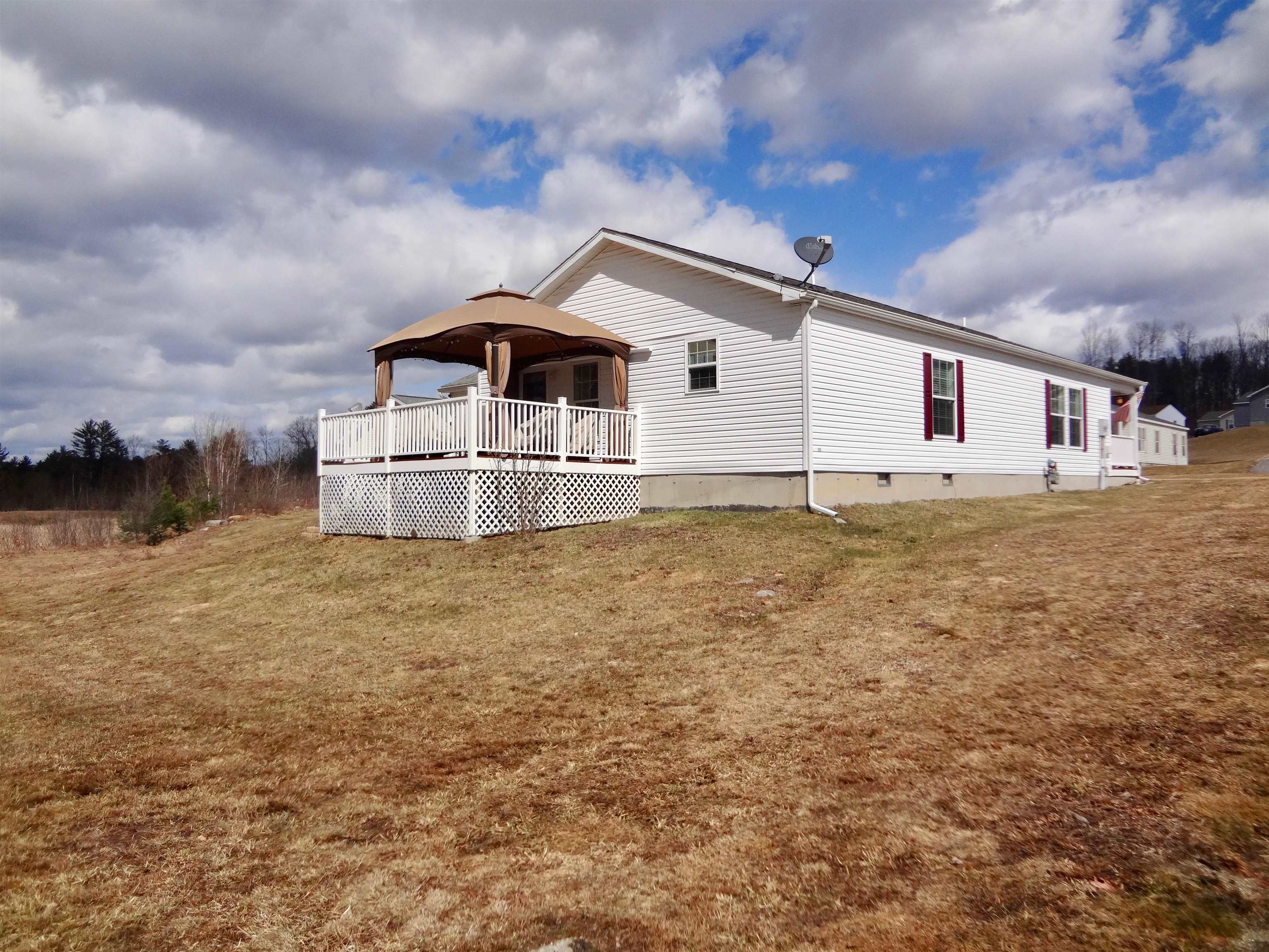 10 Eagle Nest Dr, Franklin, NH 03235