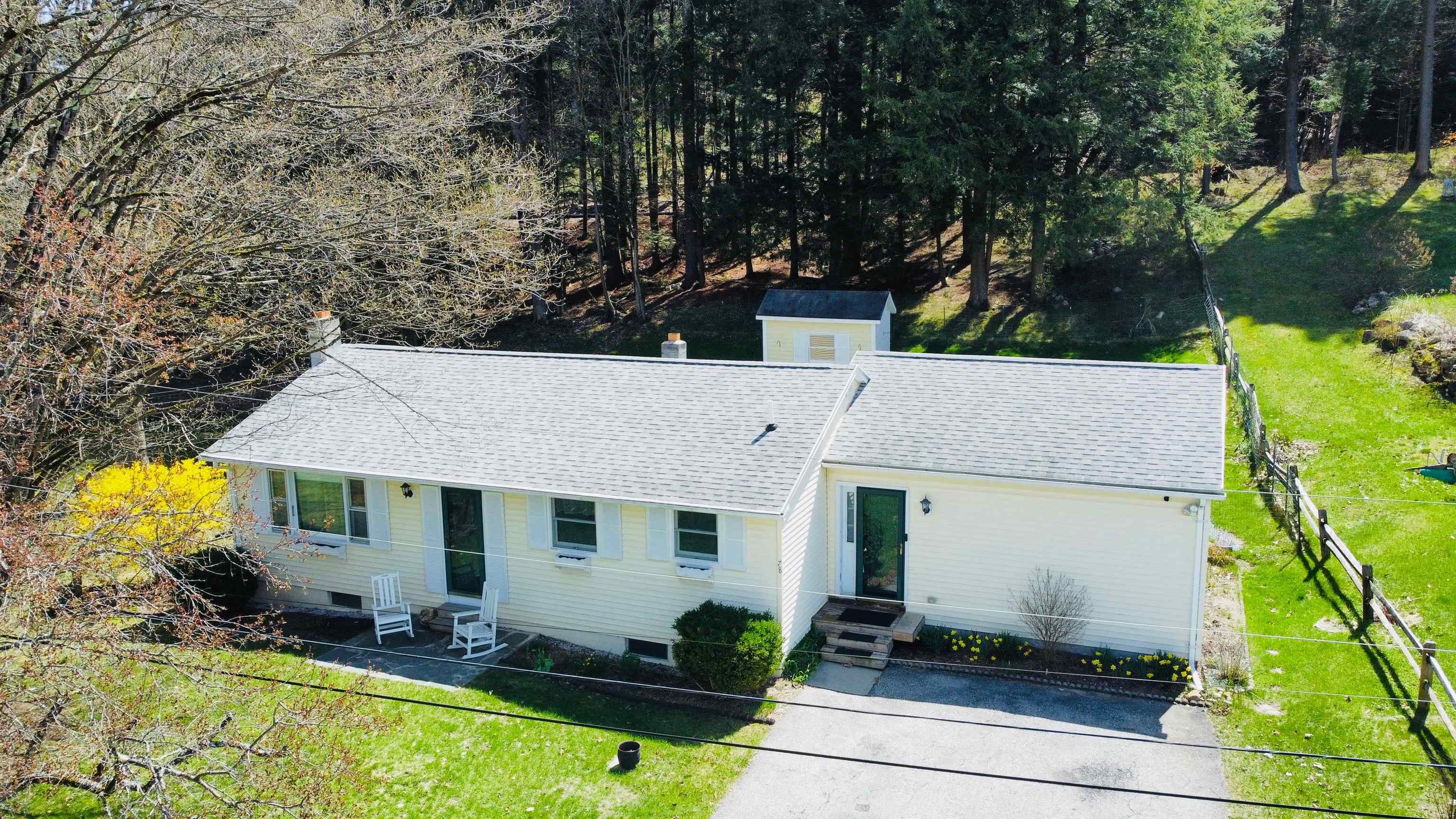 Arlington VT&nbsp;Home for sale $$339,900 $254 per sq.ft.