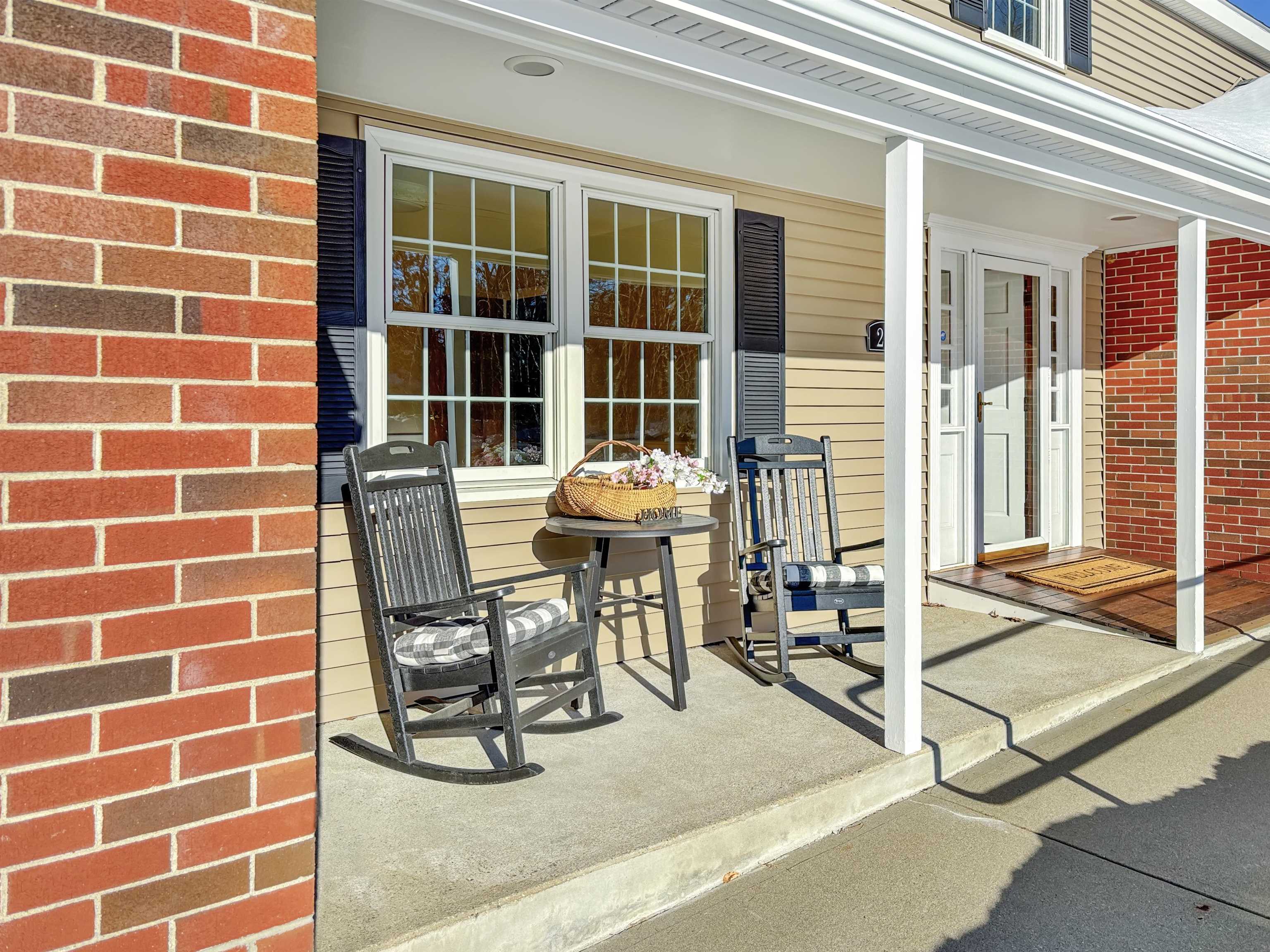 25 Emerson Rd, Durham, NH 03824