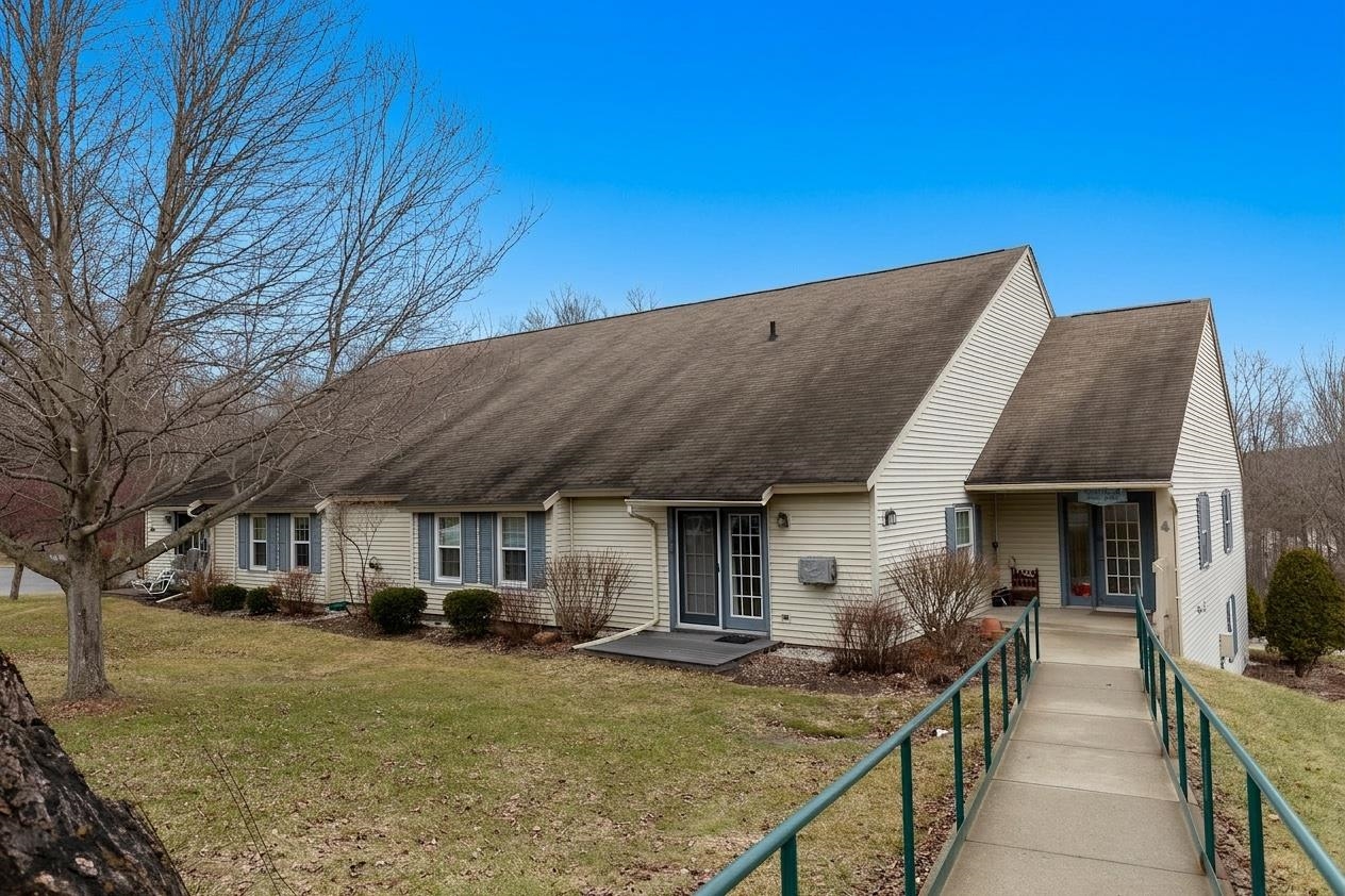 Homes for sale in Shelburne, VT | 4230 The Terraces Dr, Shelburne, VT 05482 | MLS# 5079459