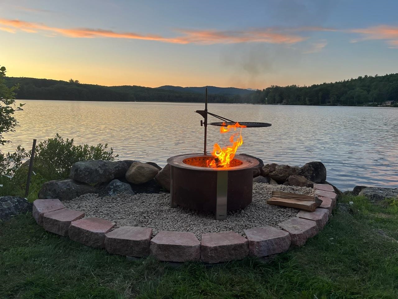 24 Dion Grove Rd, Harrisville, NH 03450