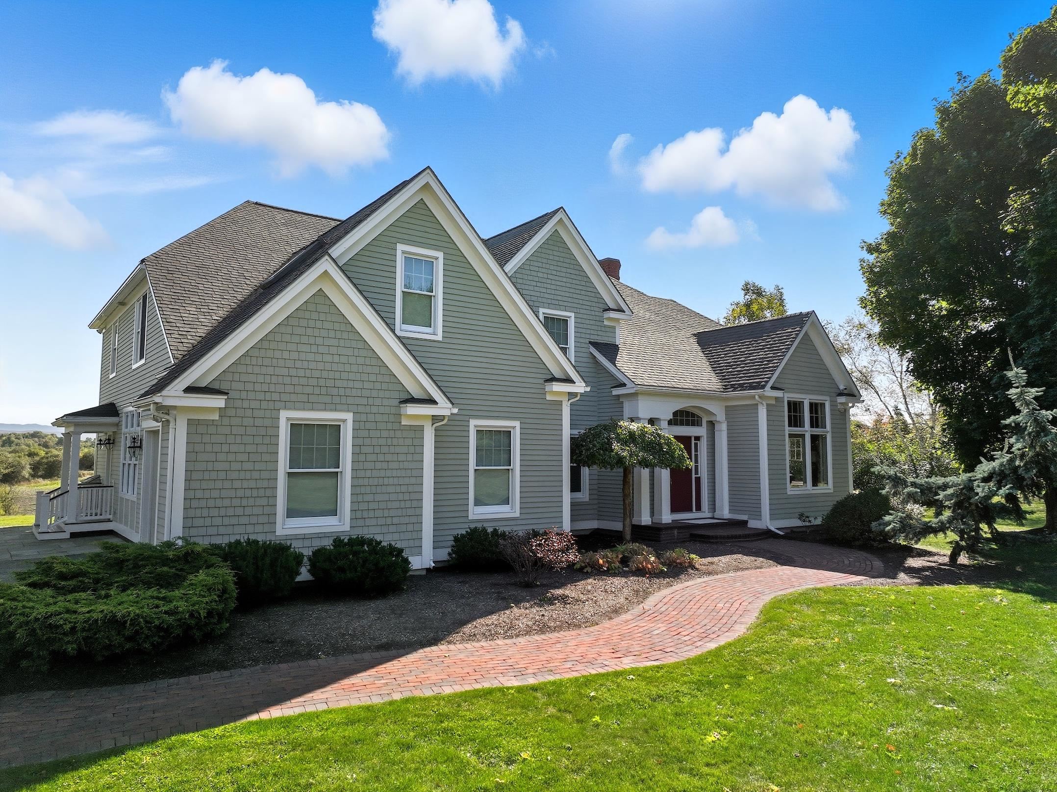 Homes for sale in Shelburne, VT | 6 Luke Ln, Shelburne, VT 05482 | MLS# 5079466