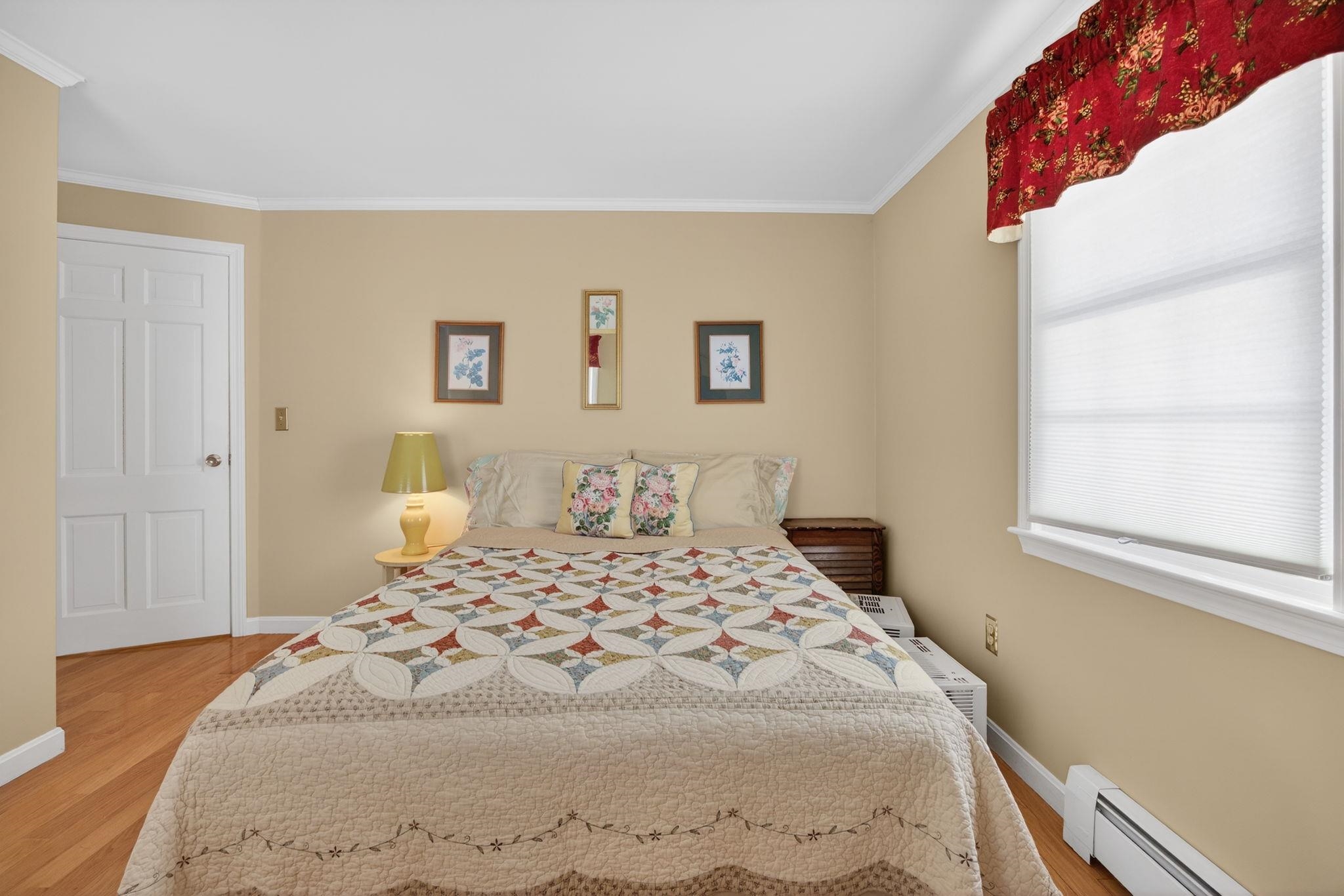 4 Tully St, Windham, NH 03087