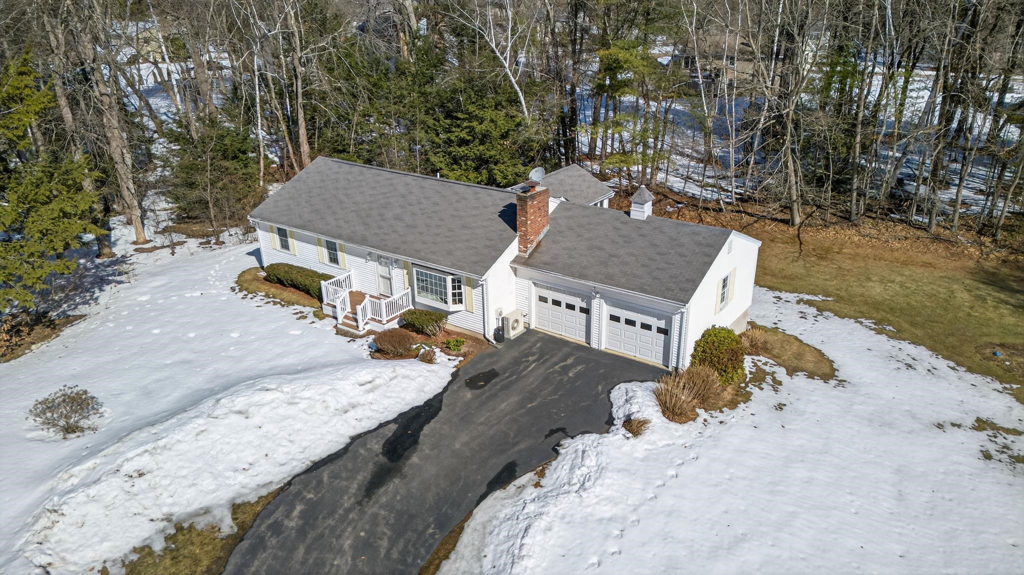 4 Tully St, Windham, NH 03087