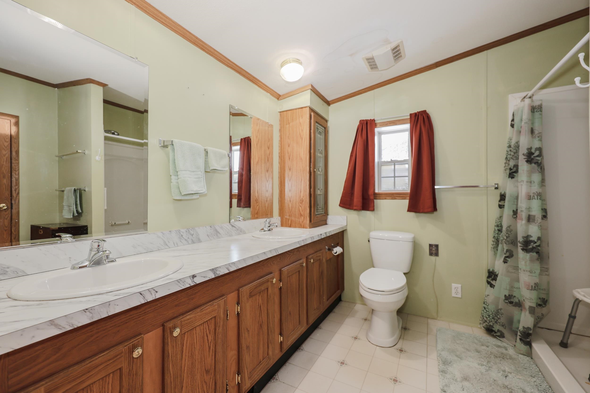 29 Magnolia Ln, Belmont, NH 03220