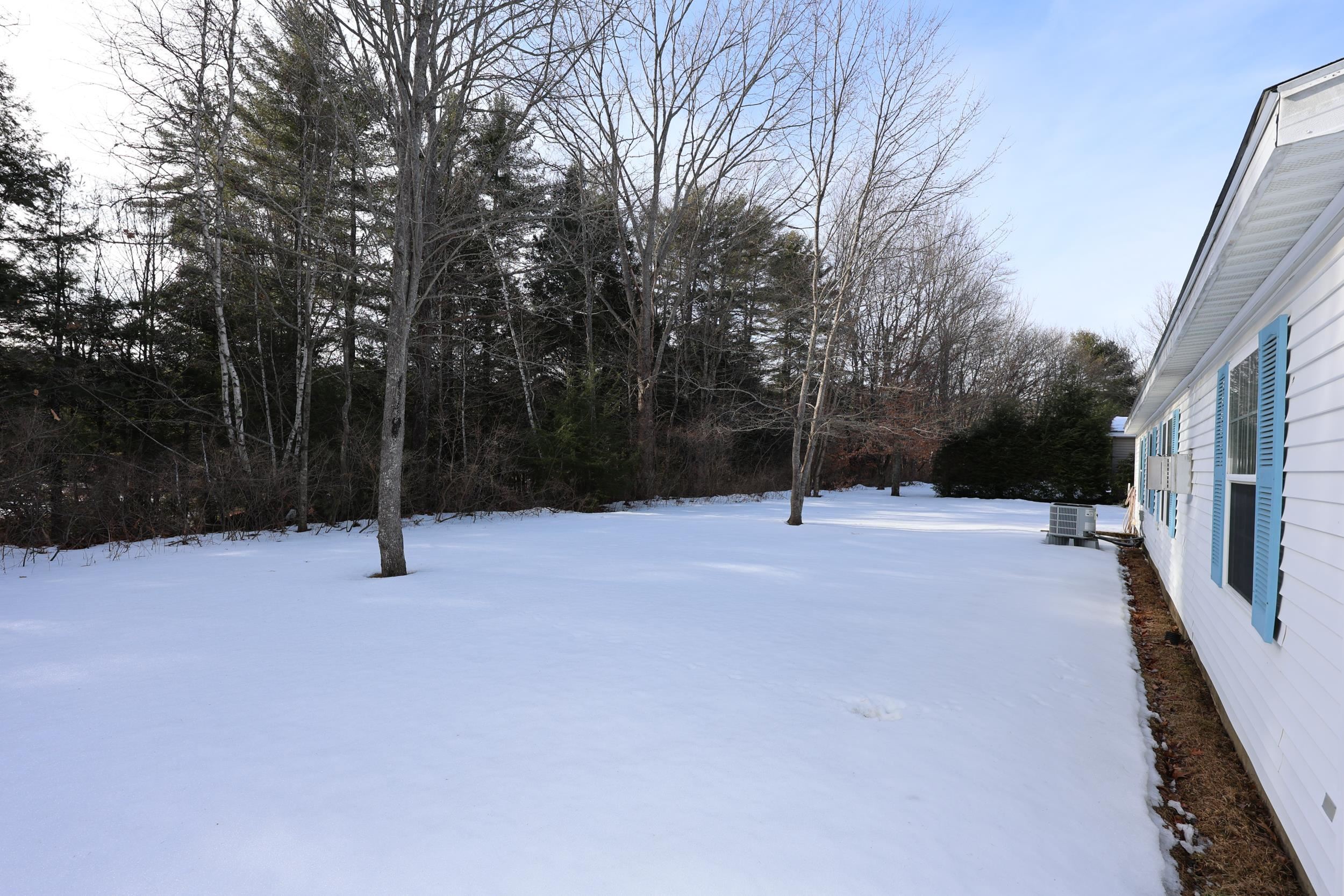 29 Magnolia Ln, Belmont, NH 03220