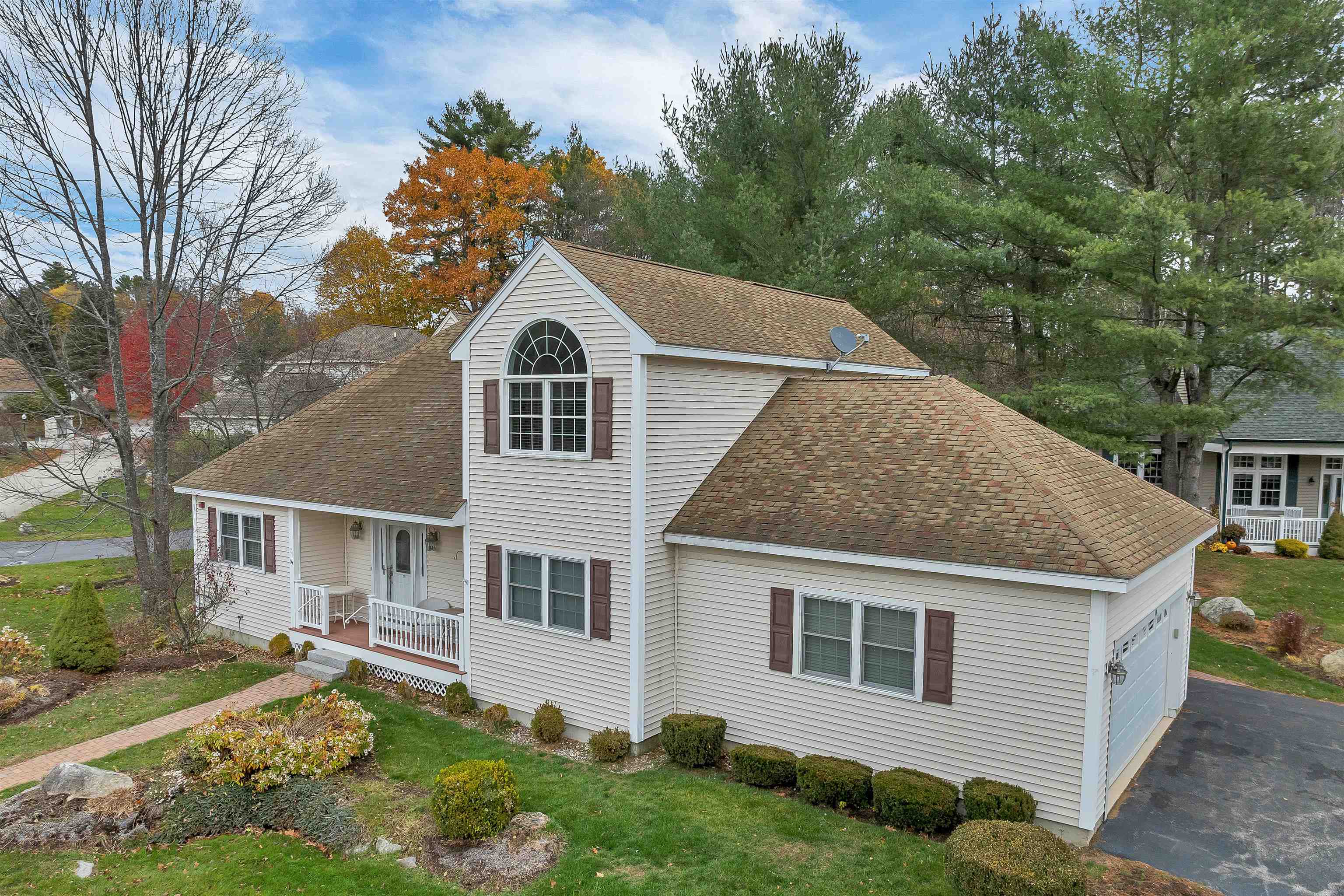 1480 Old N Main St, Laconia, NH 03246