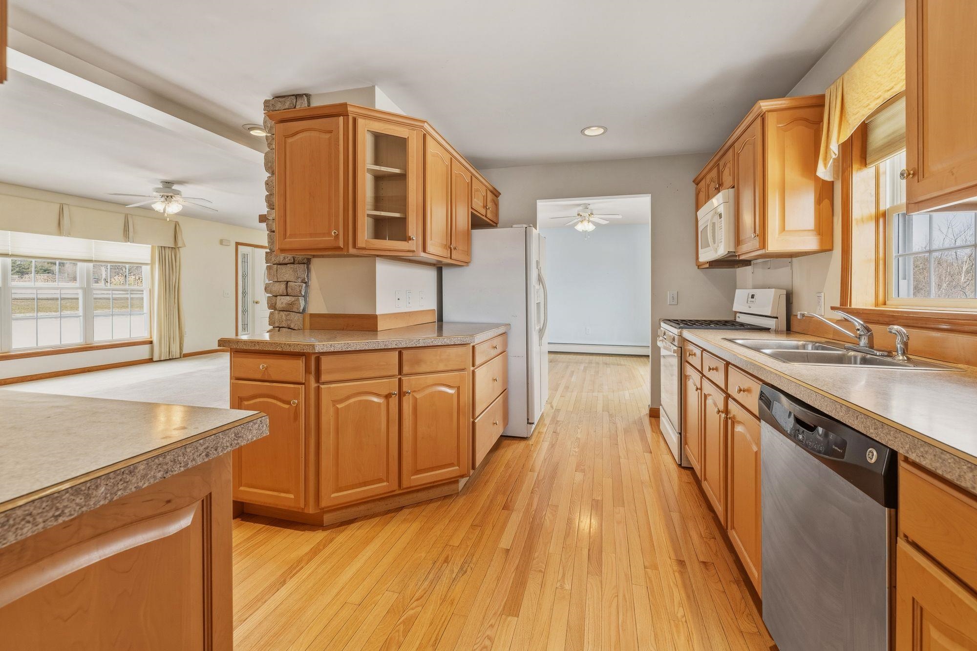 Homes for sale in Newbury, VT | 6679 Route 5 S, Newbury, VT 05051 | MLS# 5079478