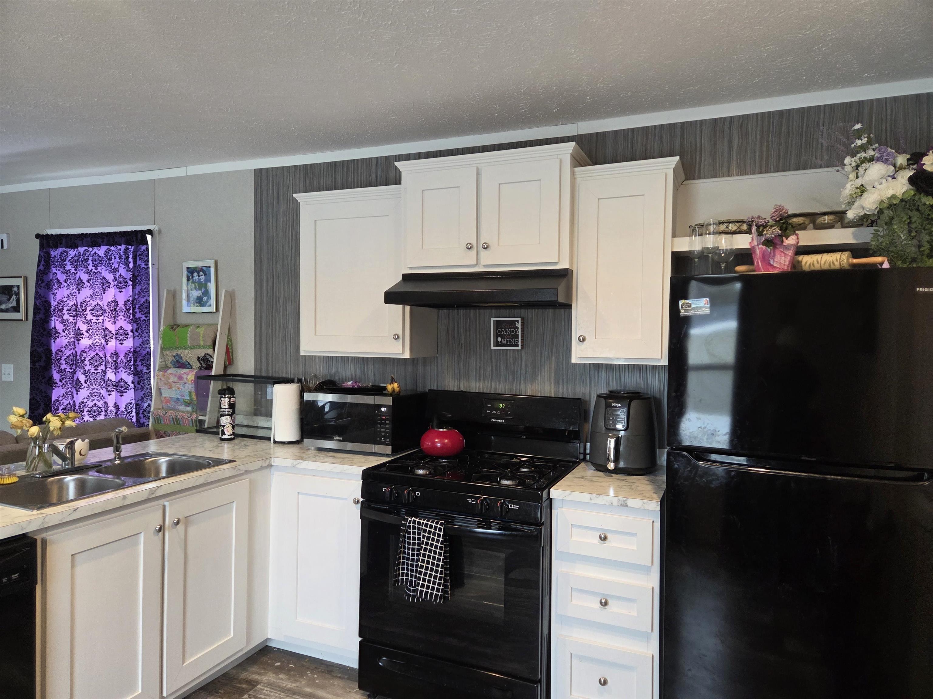 Homes for sale in Campton, NH | 21 Turkey Jim Rd, Campton, NH 03223 | MLS# 5079485