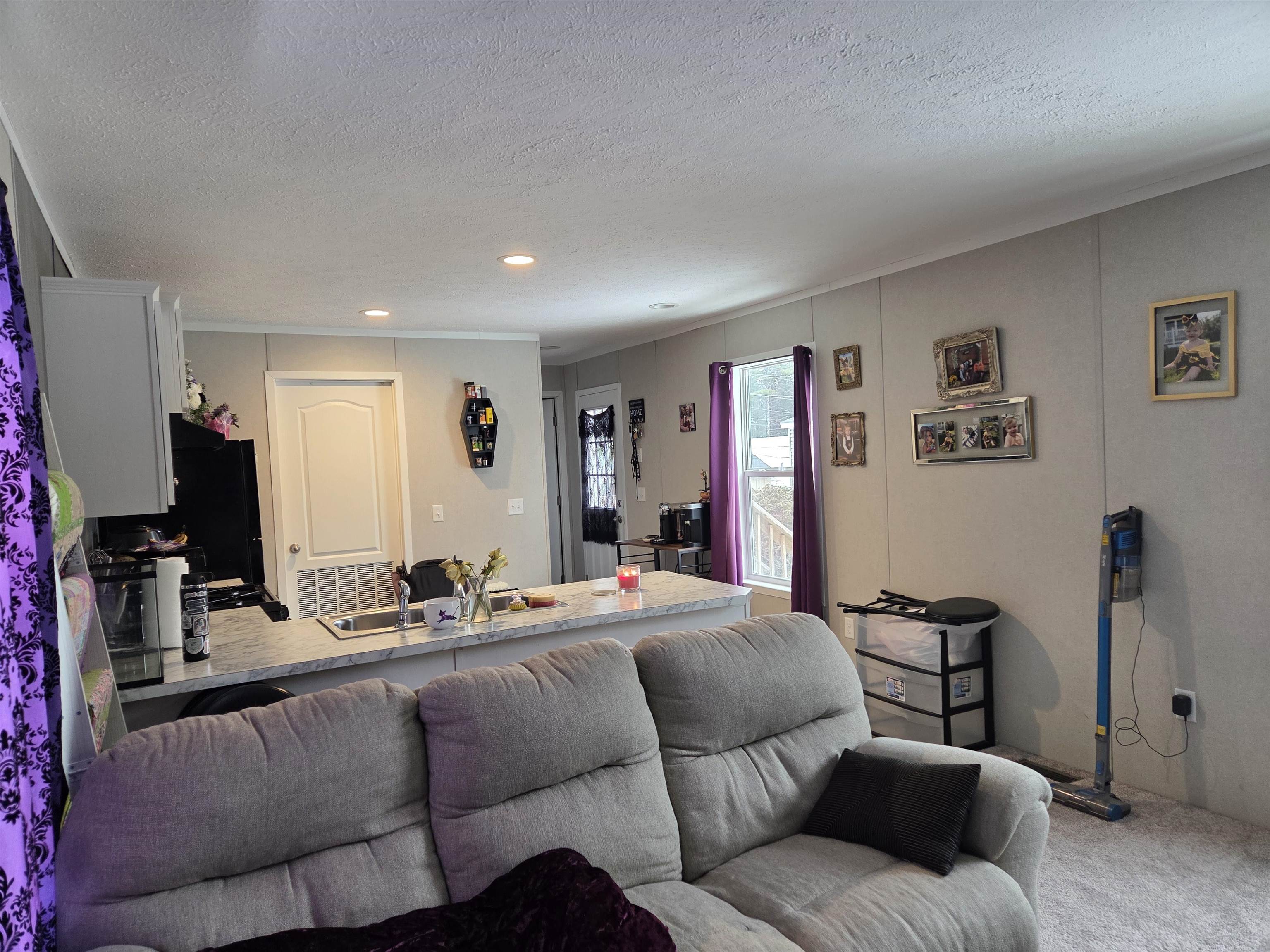 21 Turkey Jim Rd, Campton, NH 03223