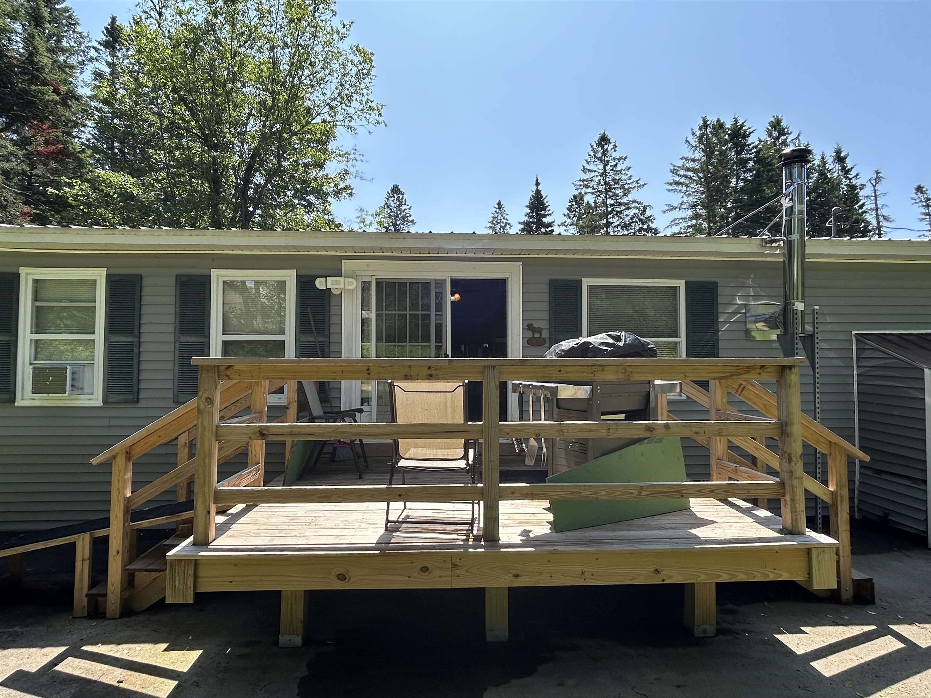 26 Dalton Rd, Pittsburg, NH 03592