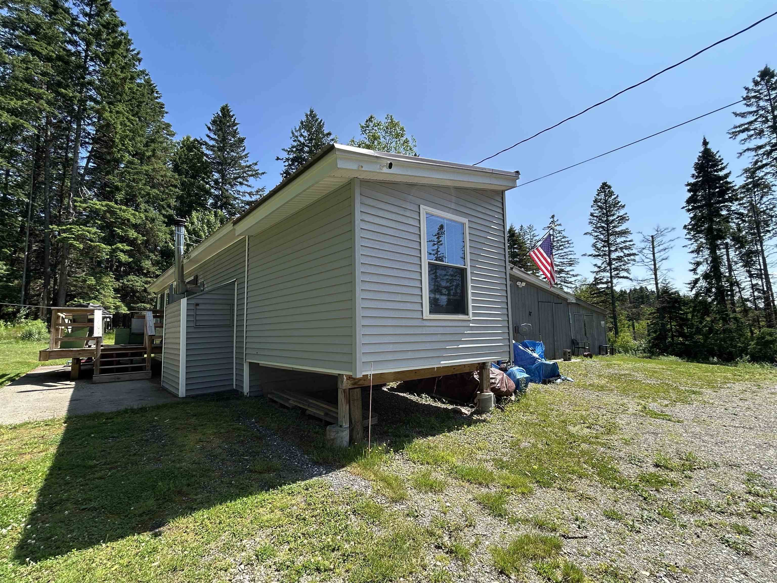 26 Dalton Rd, Pittsburg, NH 03592