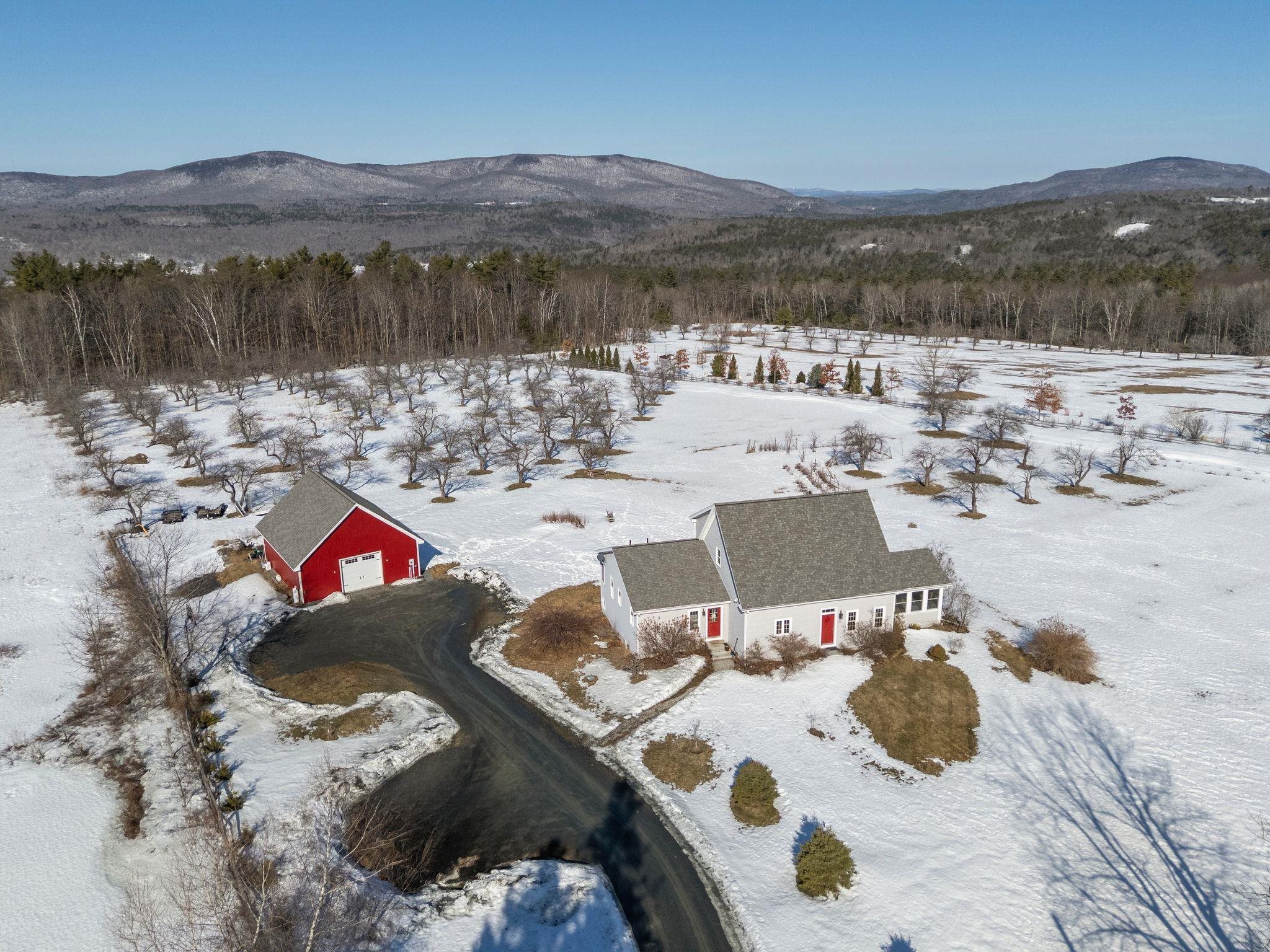 118 Sawyer Hill Rd, Canaan, NH 03741