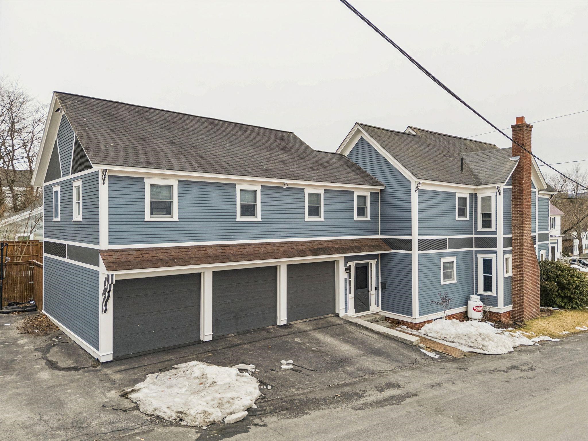 80 Laurel St, Newport, NH 03773