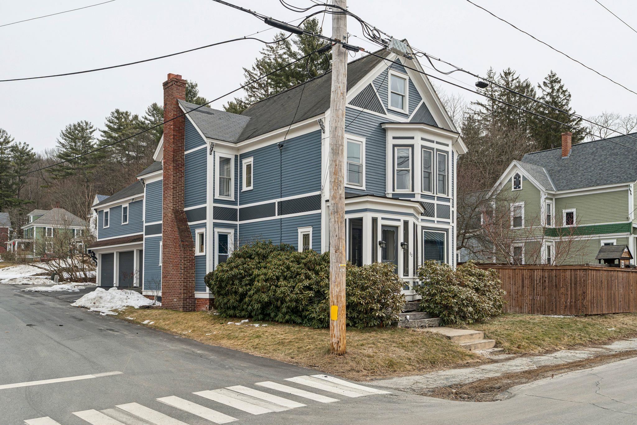 80 Laurel St, Newport, NH 03773