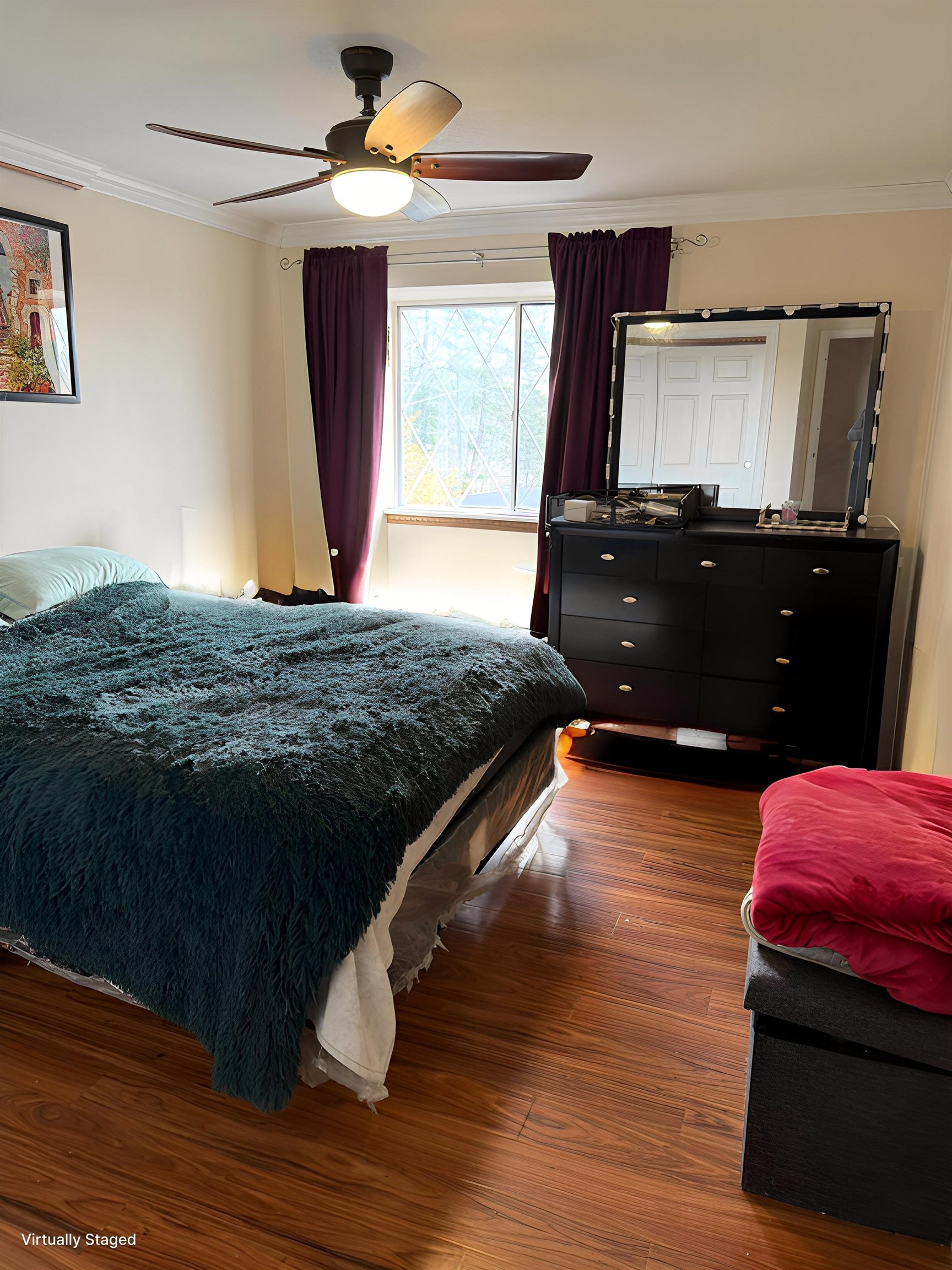 5 Silvestri Cir, Derry, NH 03038