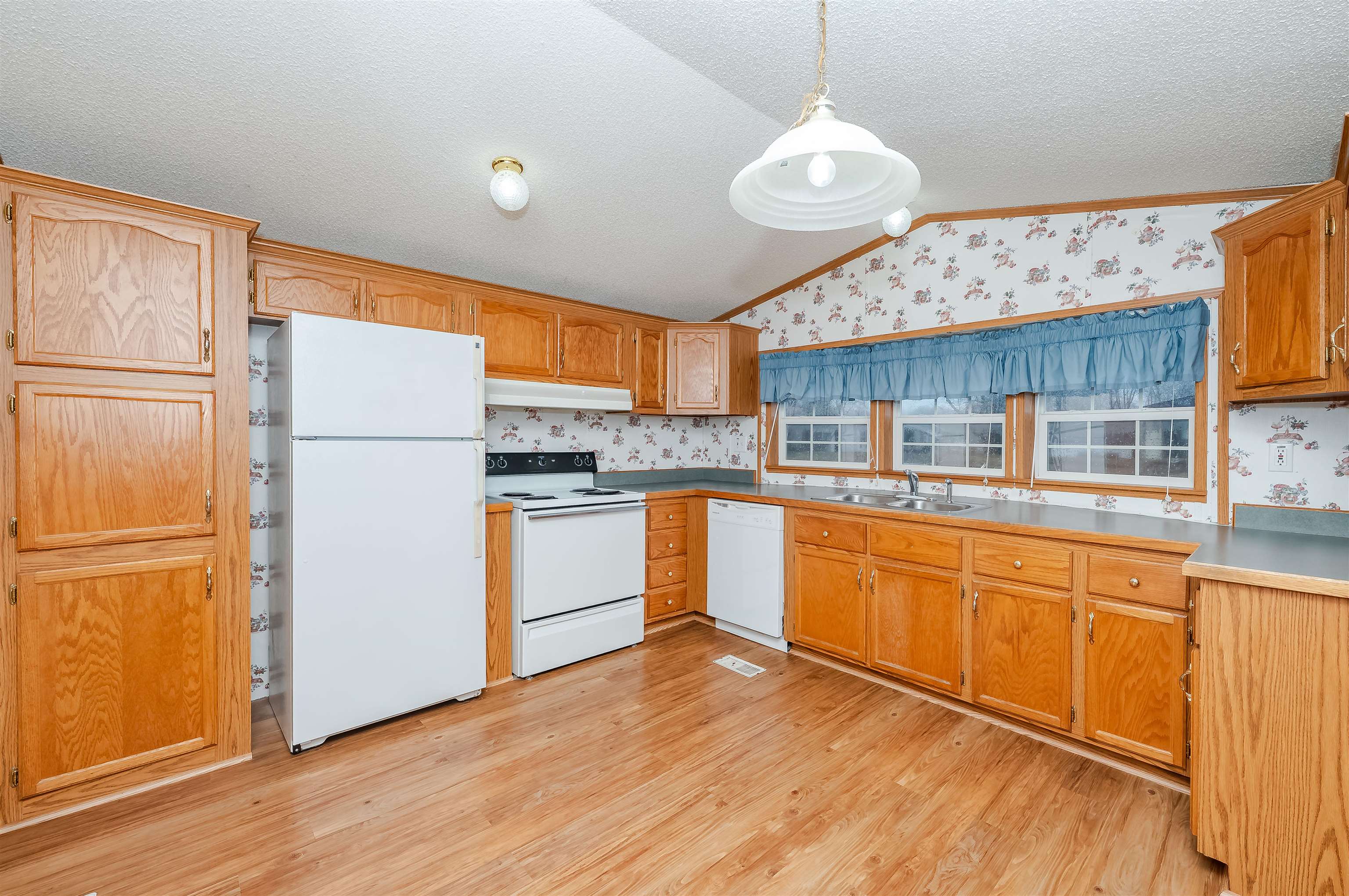 Homes for sale in Kittery, ME | 53 Blackberry Pl, Kittery, ME 03904 | MLS# 5079524