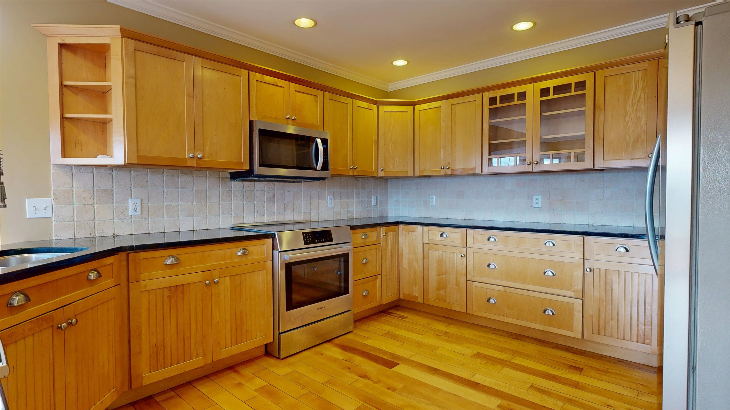 Homes for sale in Charlotte, VT | 20 Robin Ln, Charlotte, VT 05445 | MLS# 5079533