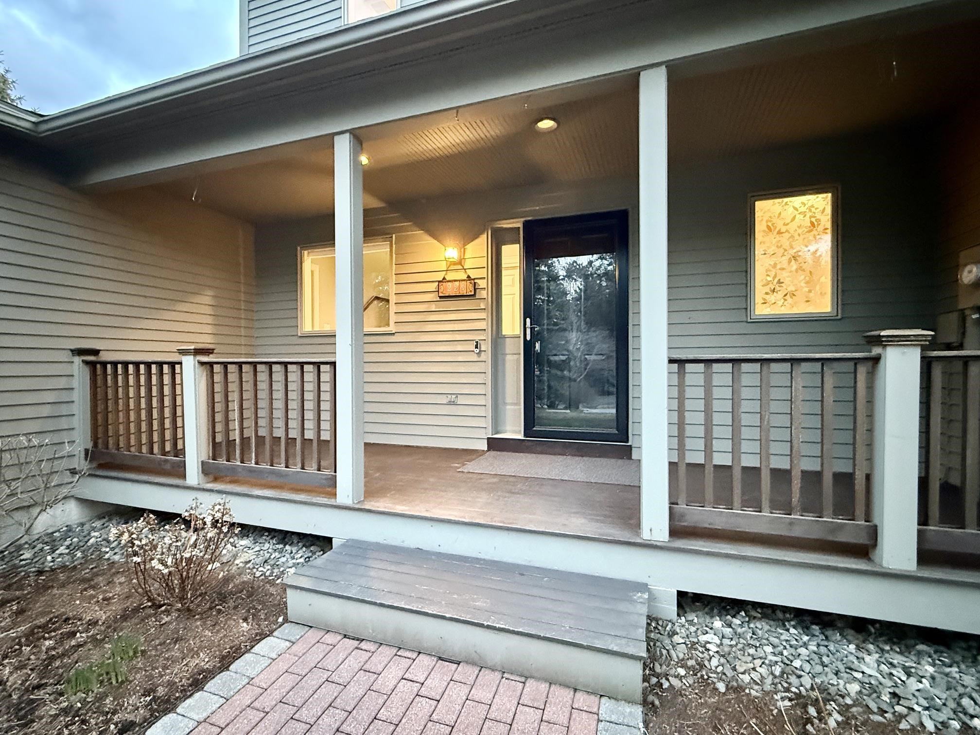 228 Cushing Rd, Newmarket, NH 03857