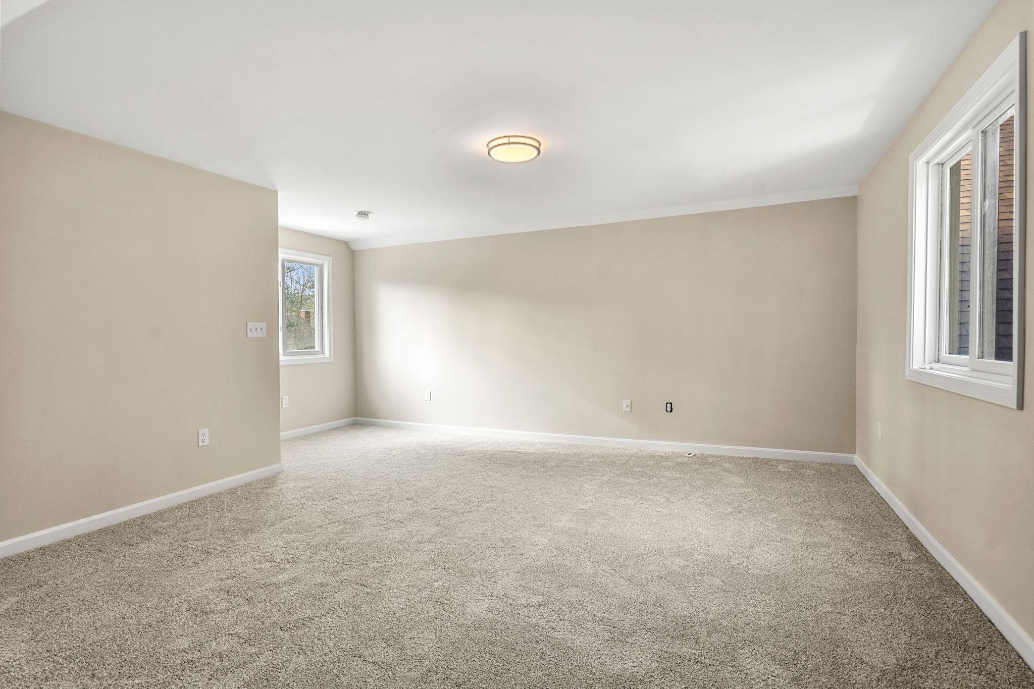 153 Coffin Rd #10, Epping, NH 03042