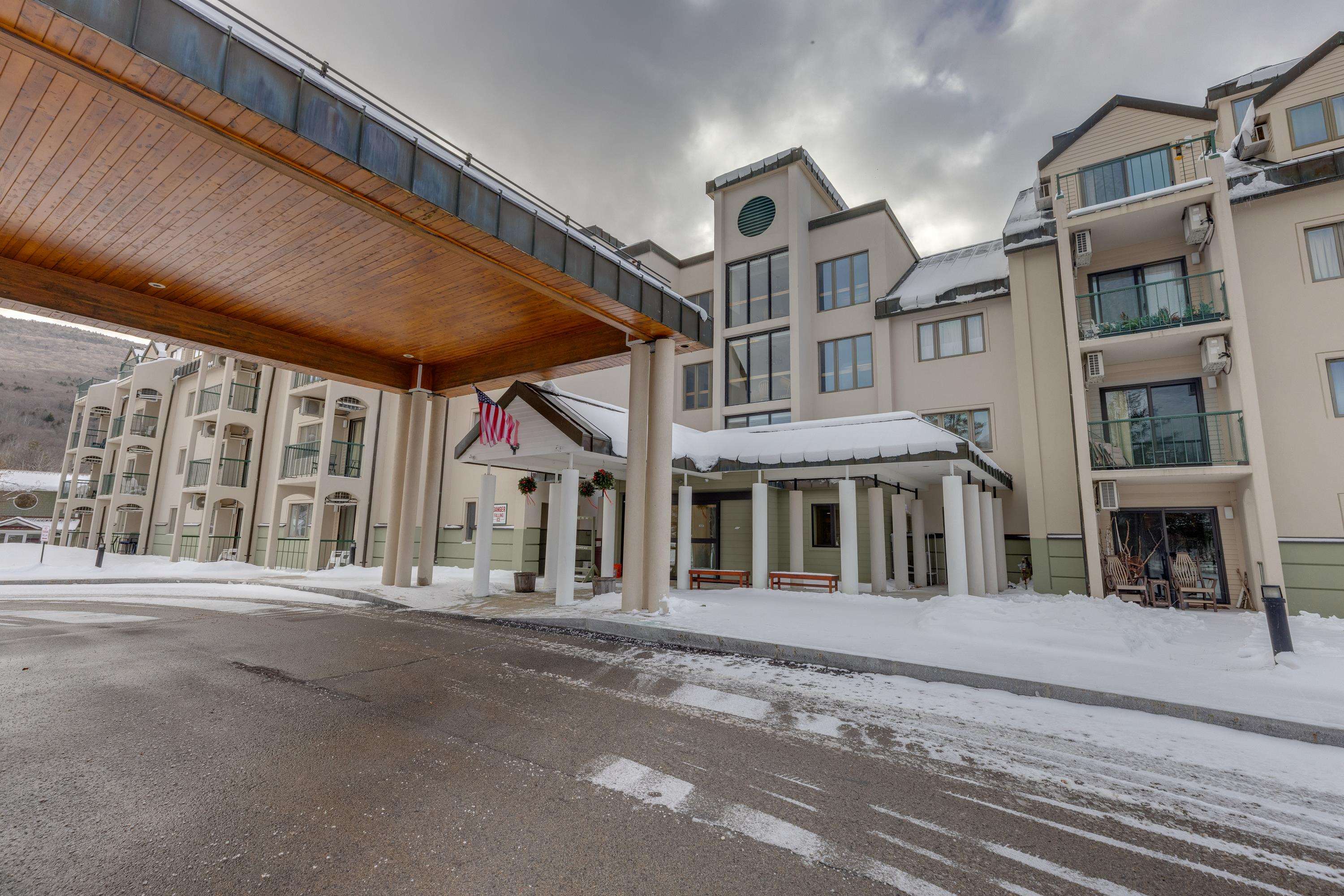 Homes for sale in Lincoln, NH | 48 Cooper Memorial Dr #413, Lincoln, NH 03251 | MLS# 5079546