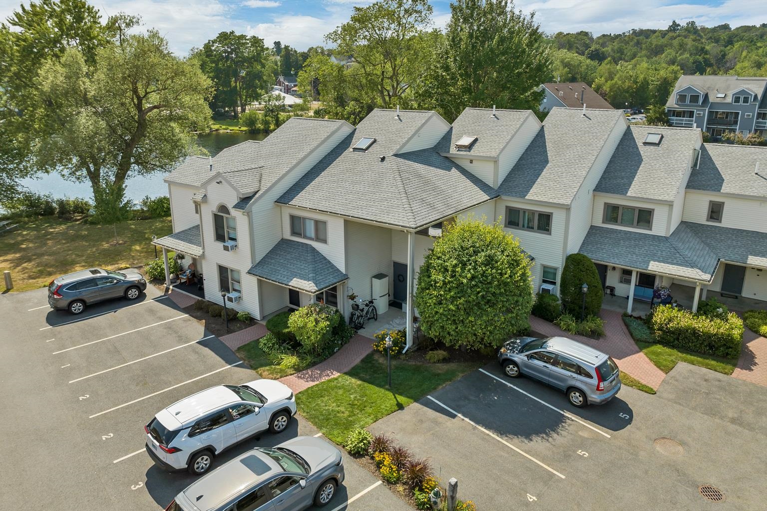 68 Railroad Ave #3, Wolfeboro, NH 03894-0771