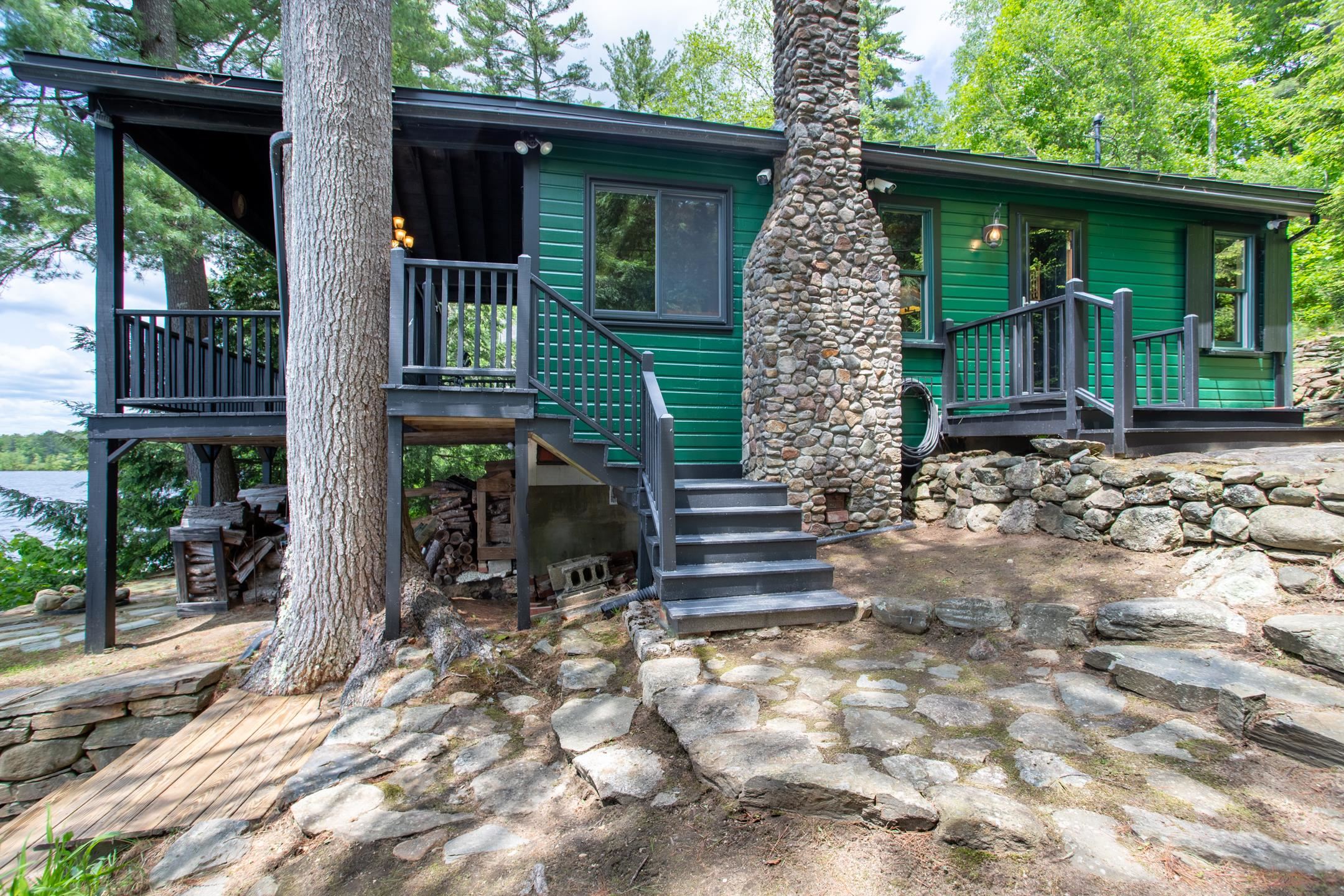 376 White Oak Rd, Barnstead, NH 03225