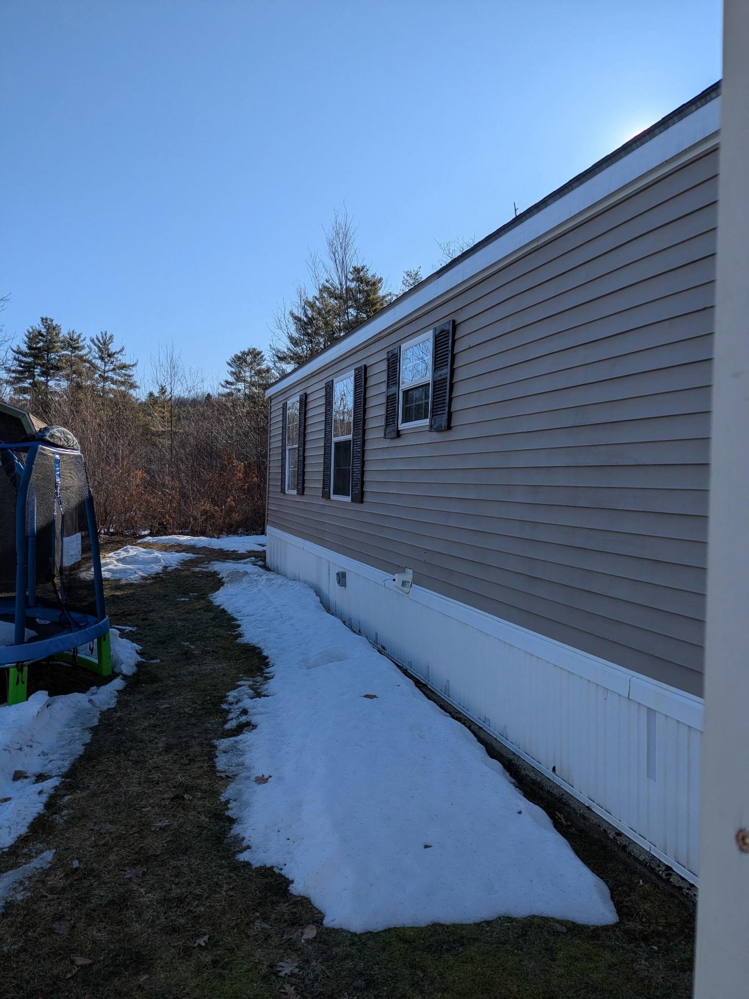11 Rachael Pl, Claremont, NH 03743