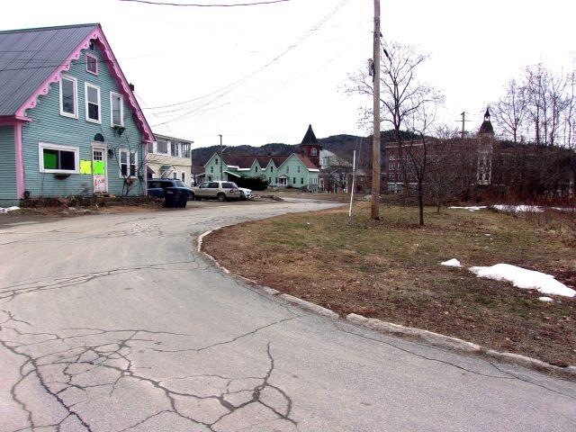 Railroad St, Haverhill, NH 03785