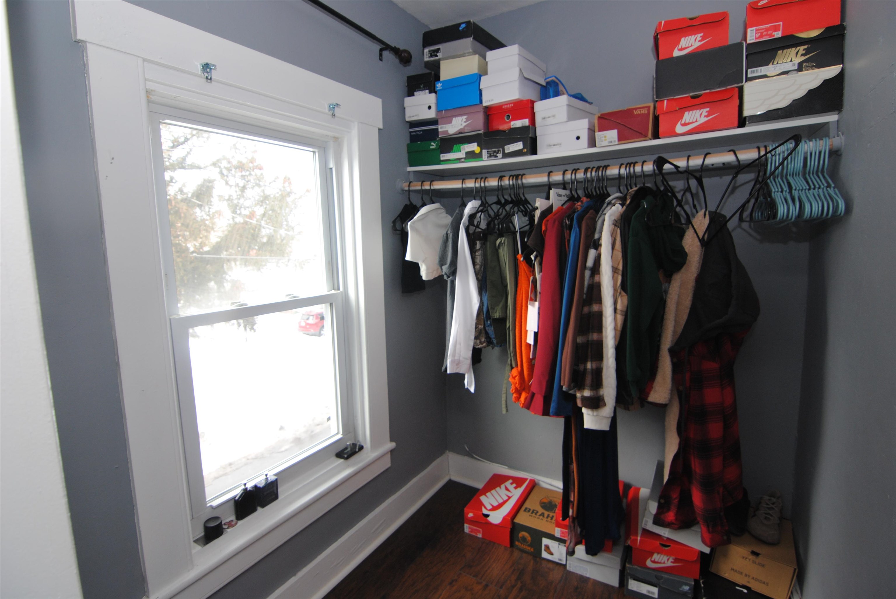 22 Beech St, Nashua, NH 03060