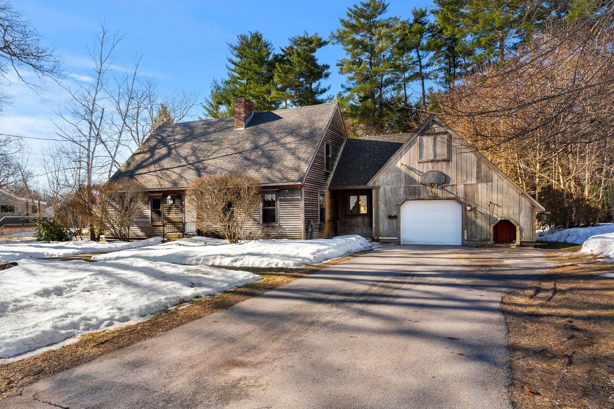 30 Josephine Dr, Hampton, NH 03842